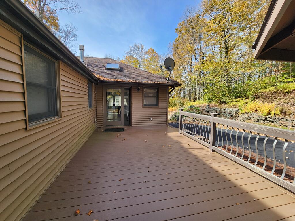 26 Jenkins Hill West