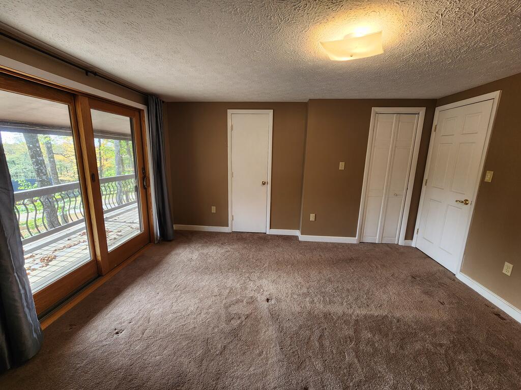 26 Jenkins Hill West