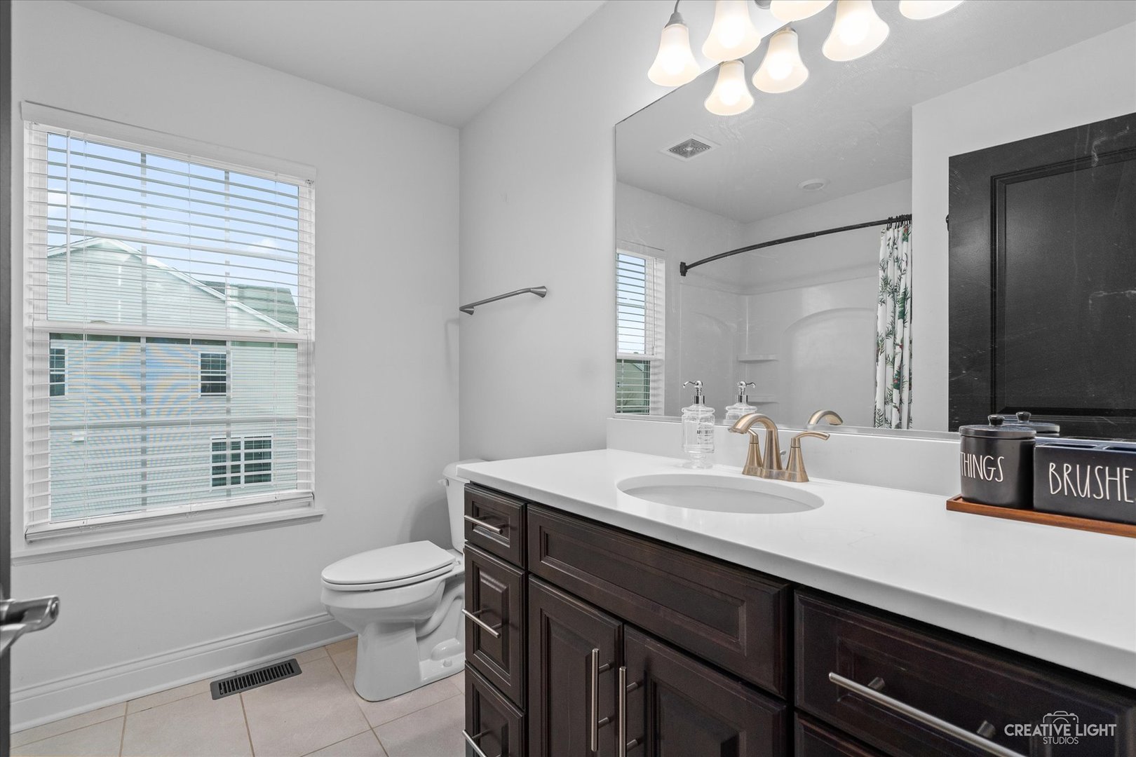 2142 Hartfield Avenue