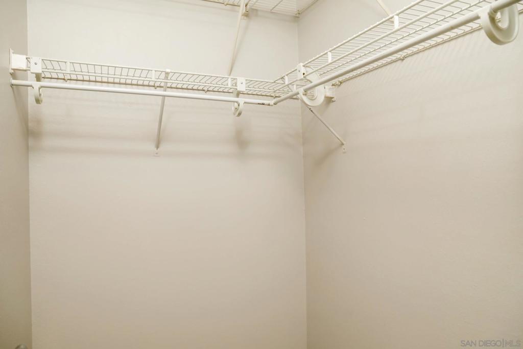 7505 Charmant Dr 1612