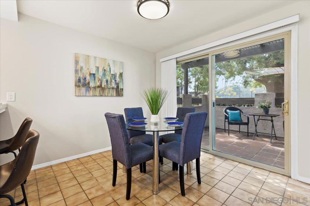 9840 Apple Tree Dr E