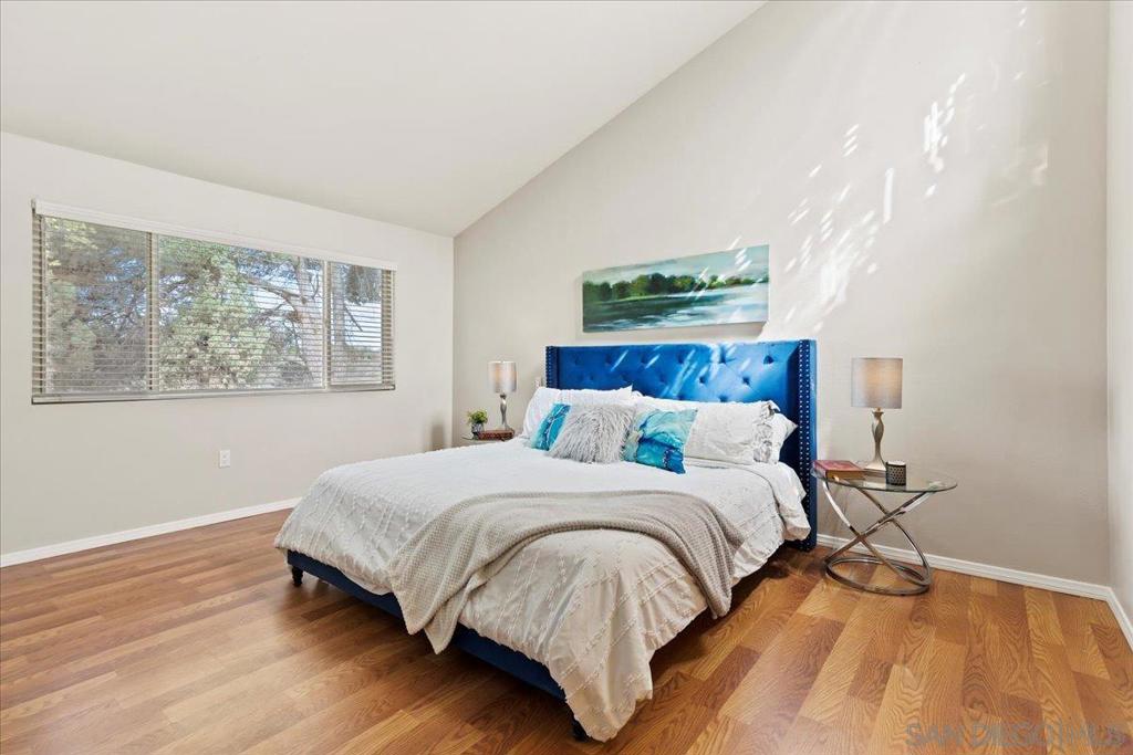 9840 Apple Tree Dr E