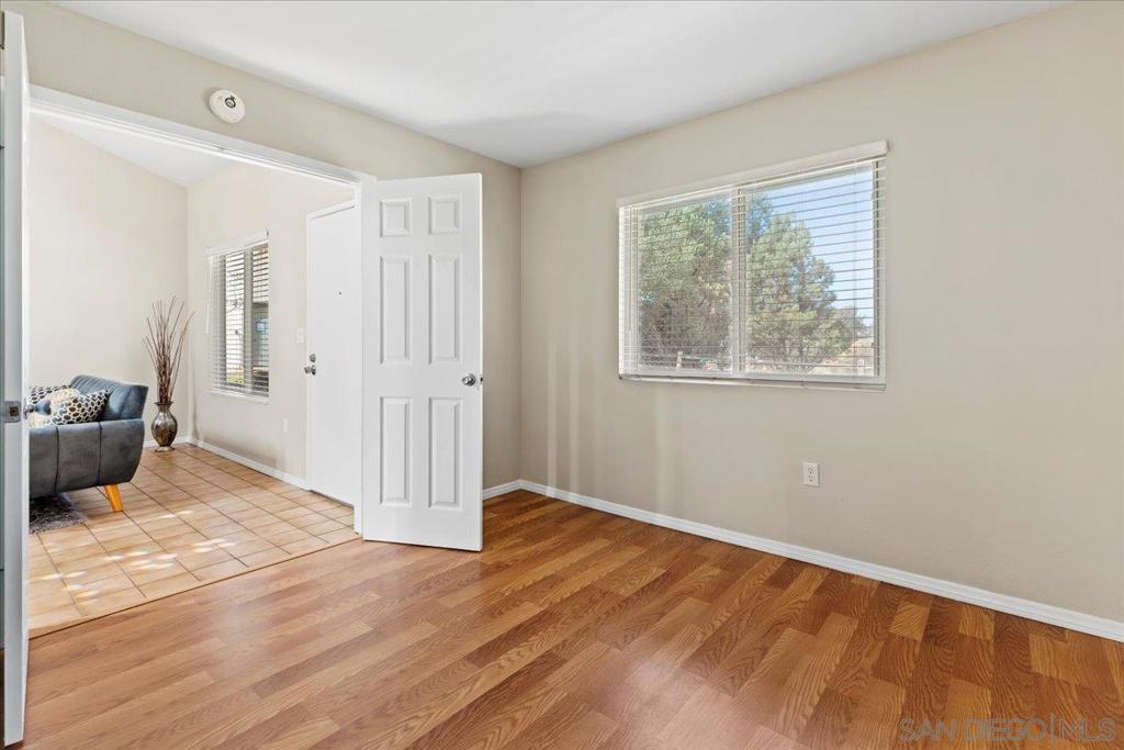 9840 Apple Tree Dr E