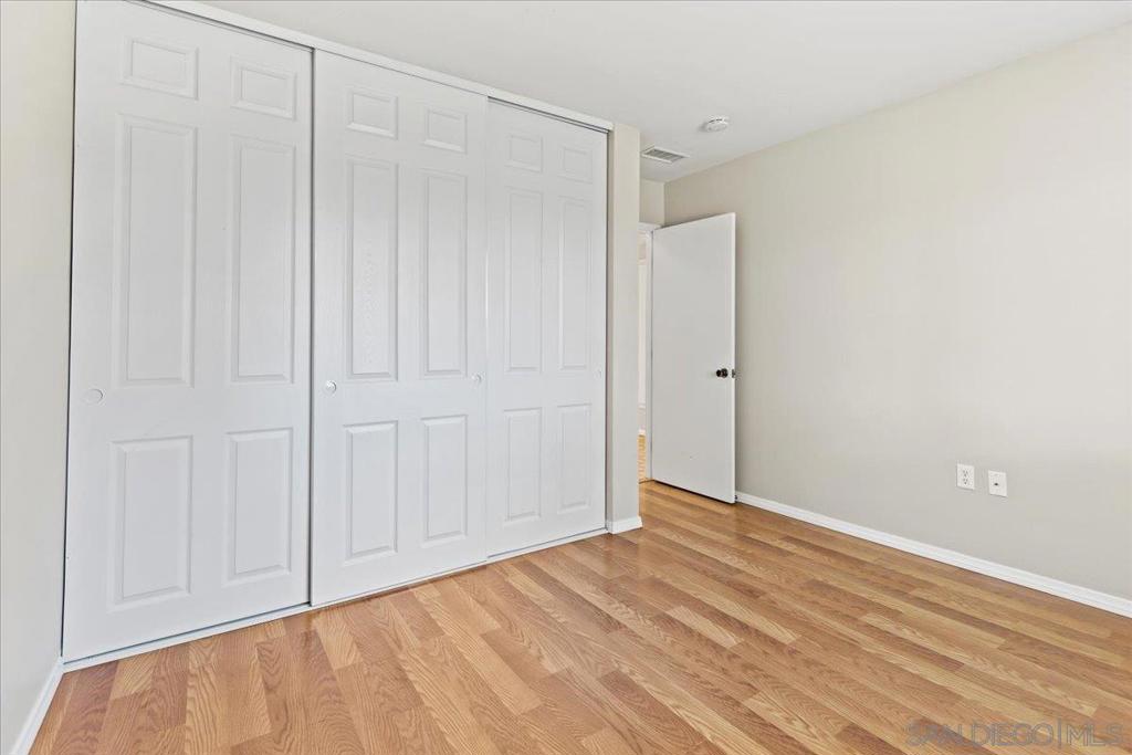 9840 Apple Tree Dr E