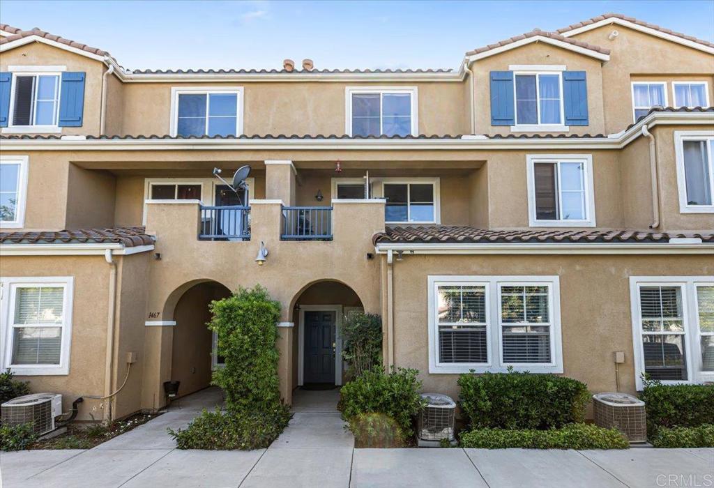 1463 Paseo Aurora