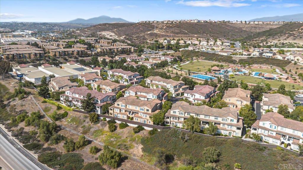 1463 Paseo Aurora