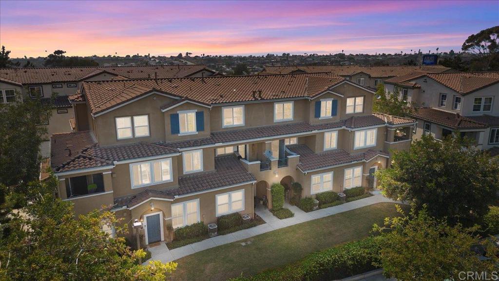 1463 Paseo Aurora