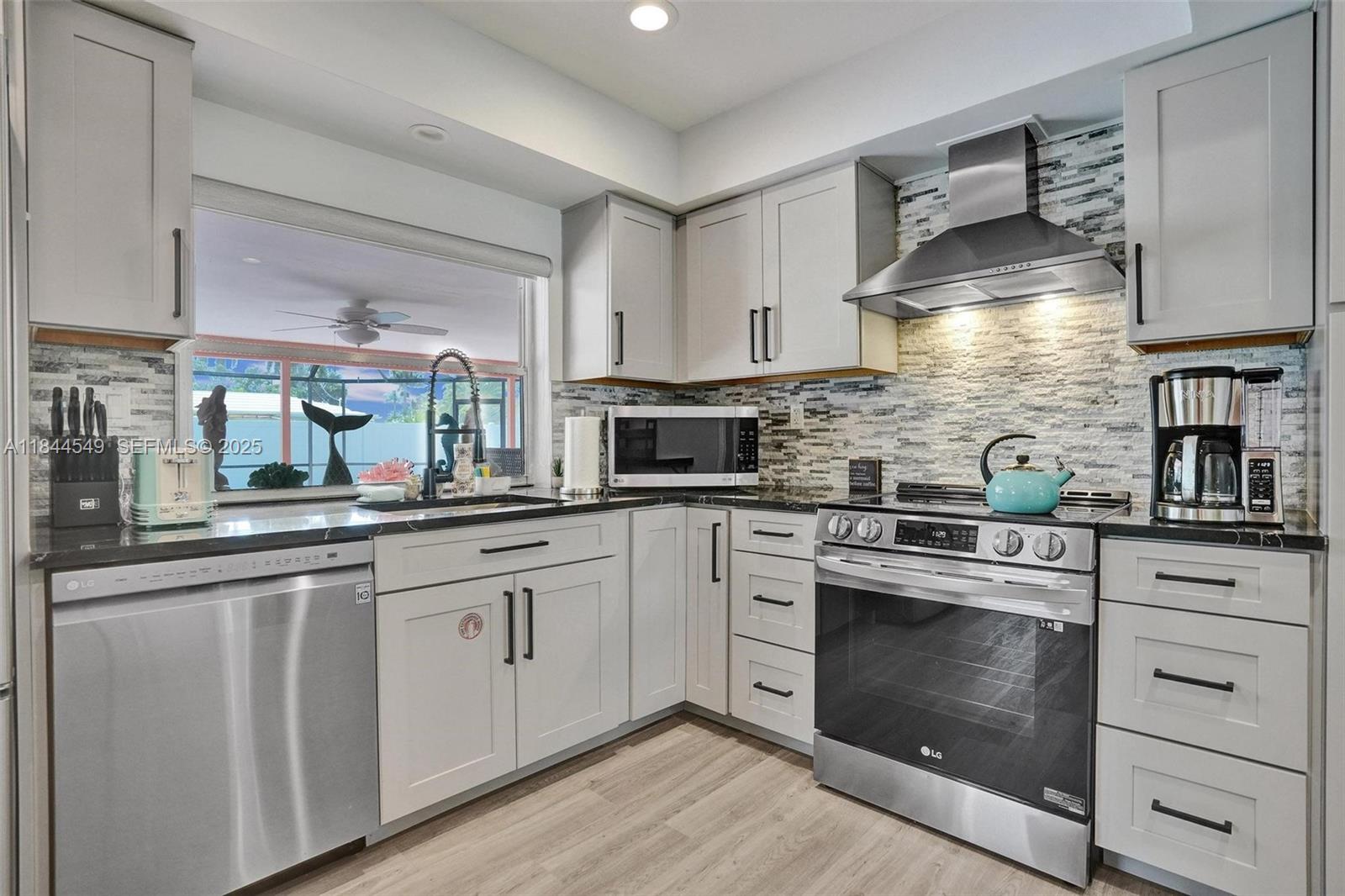 1014 SE 14th Avenue