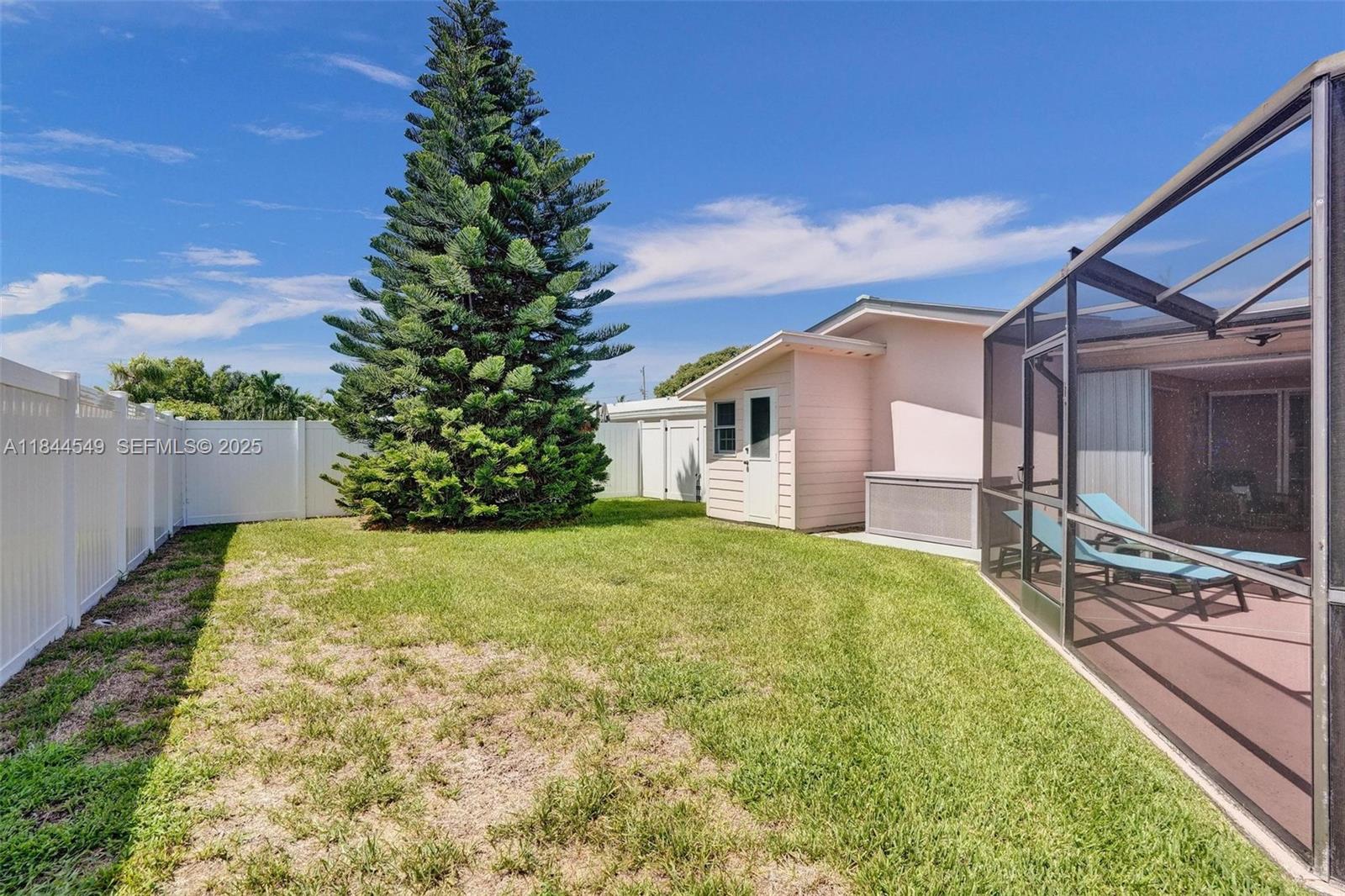 1014 SE 14th Avenue