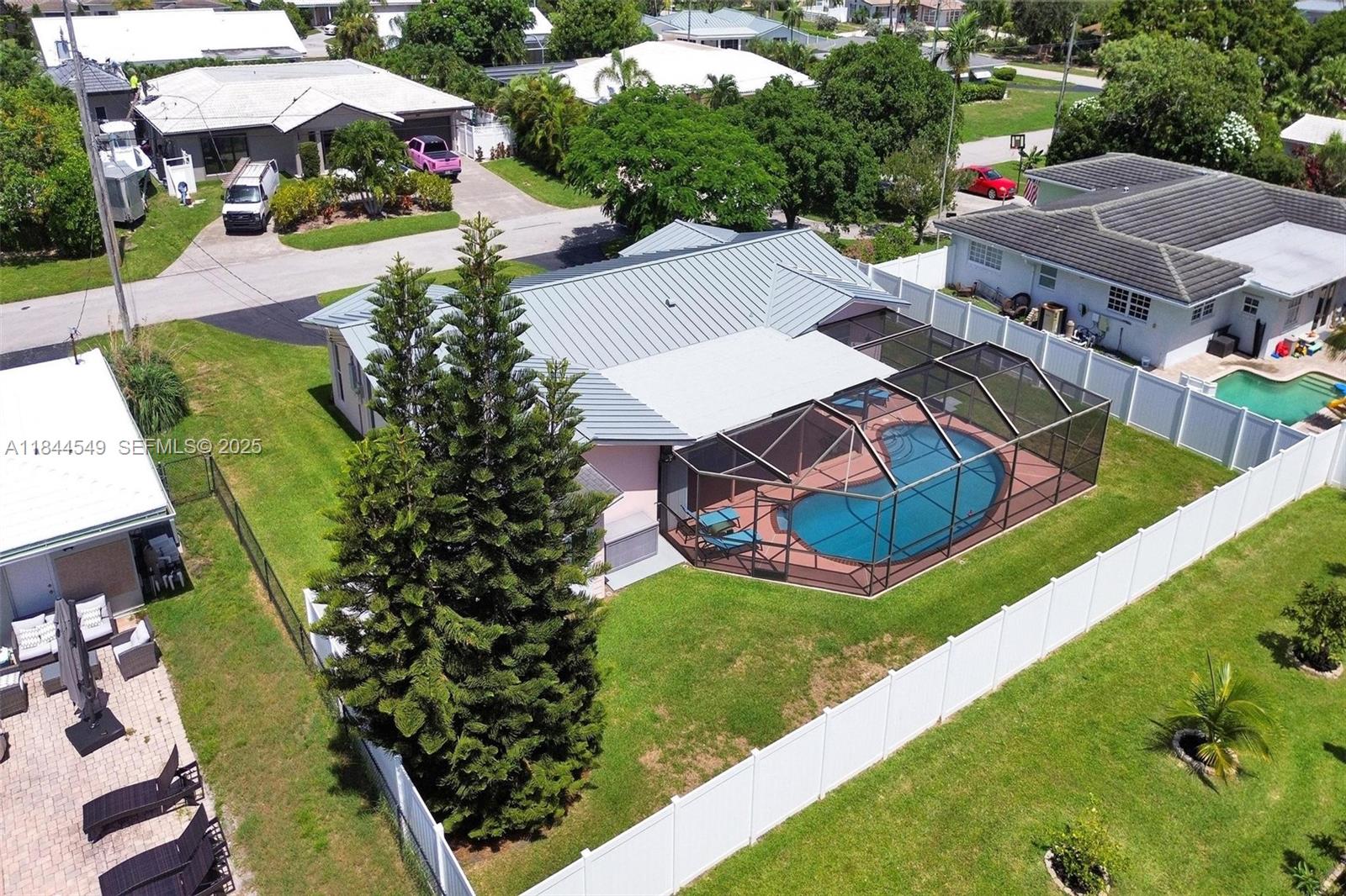 1014 SE 14th Avenue