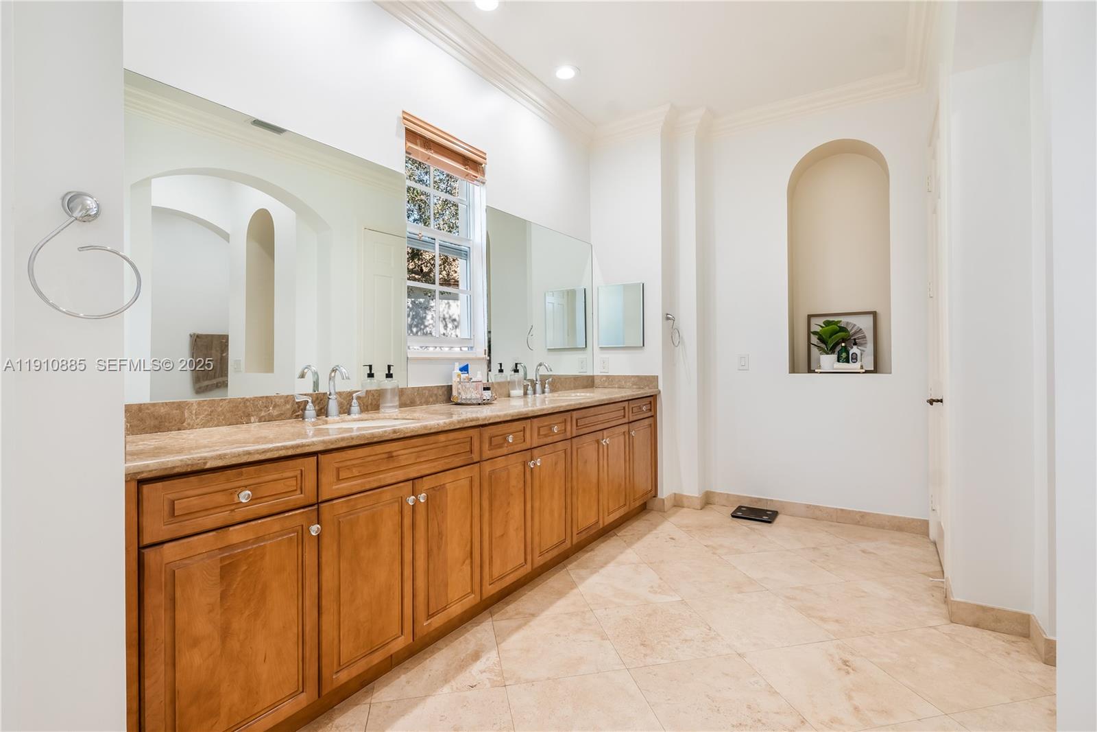 12008 NW 69th Court