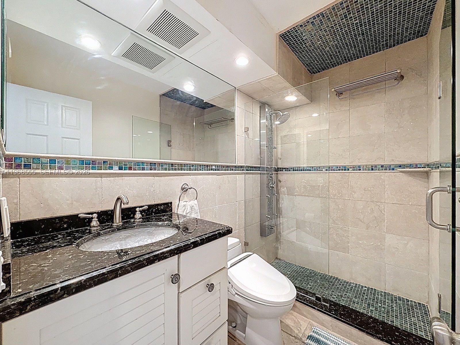 328 N Ocean Boulevard 1005