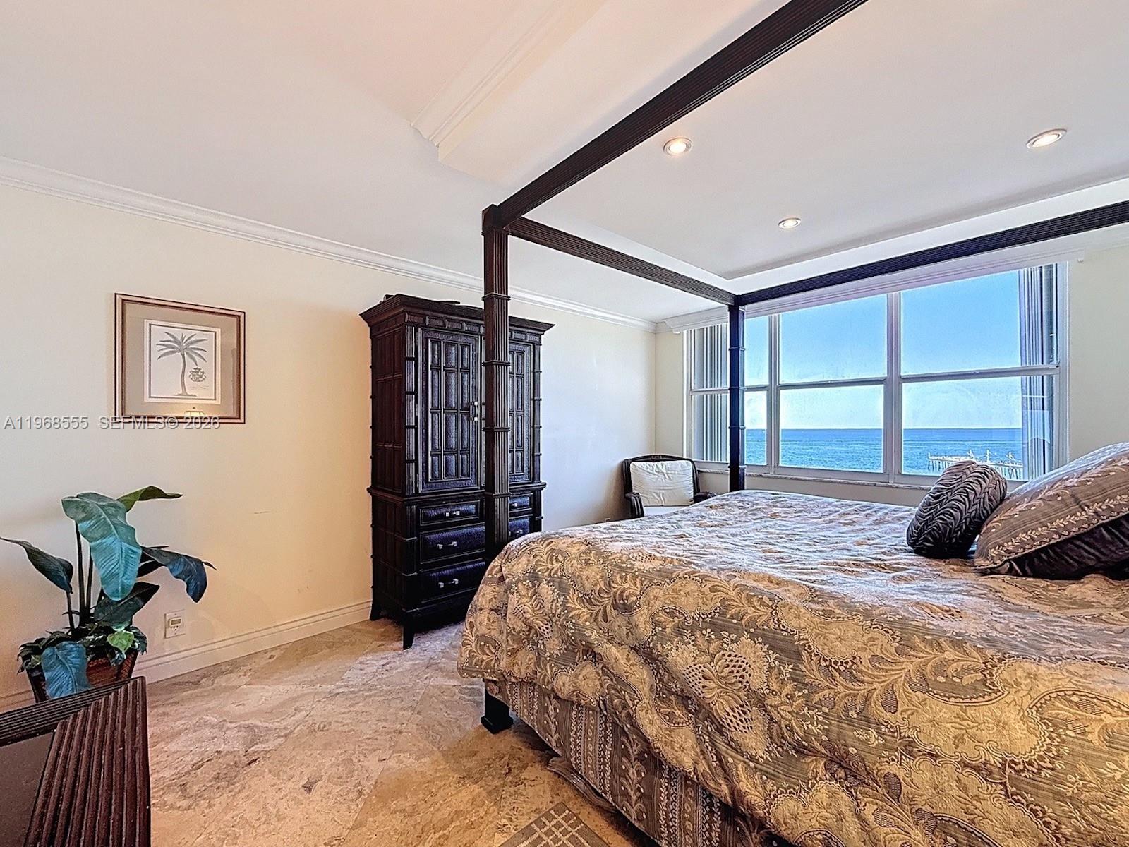 328 N Ocean Boulevard 1005