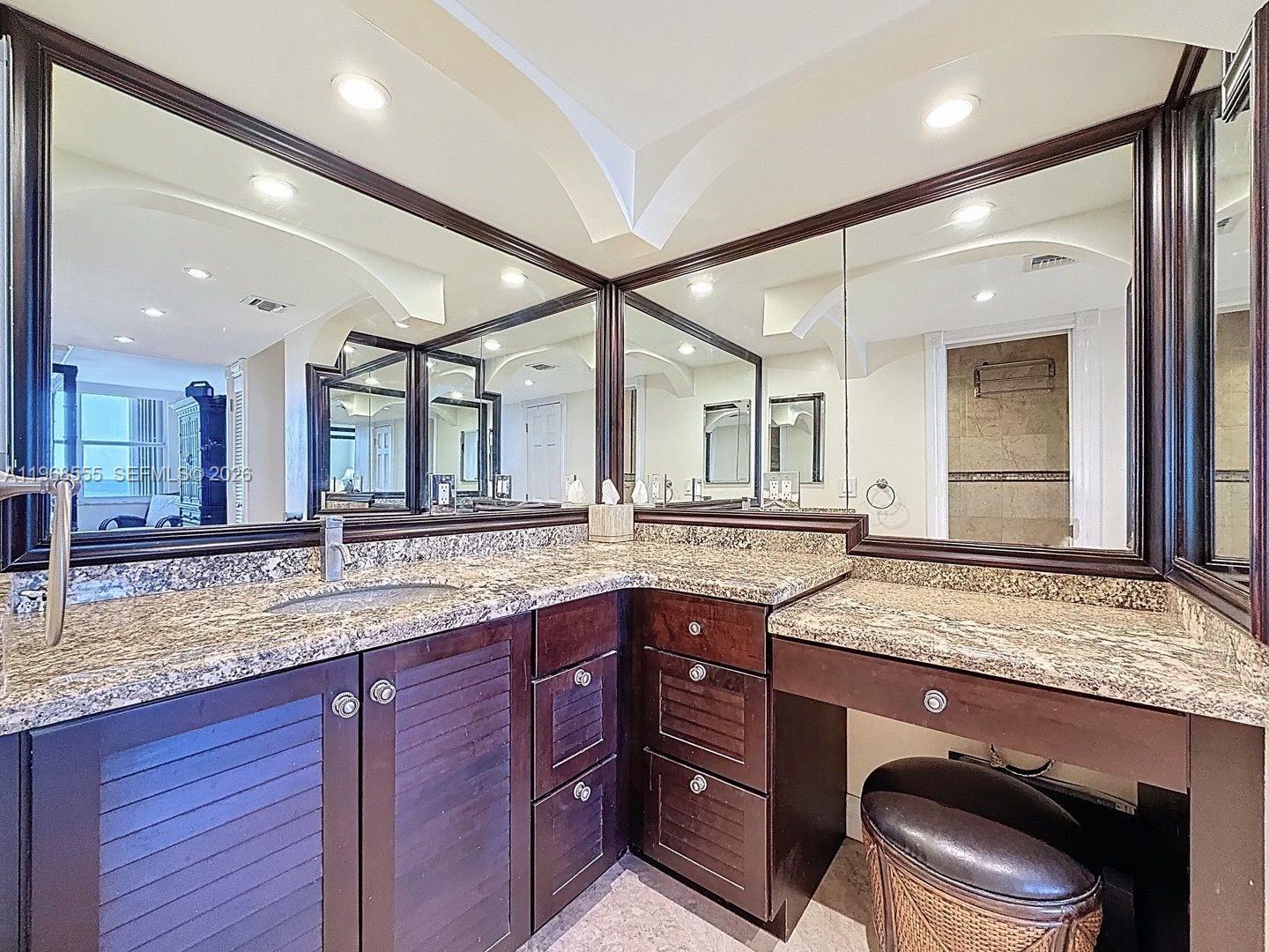 328 N Ocean Boulevard 1005