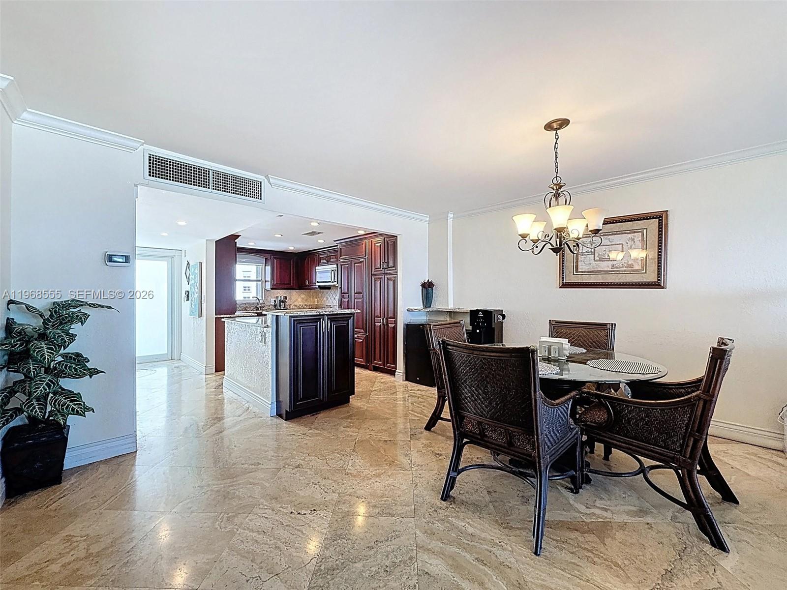 328 N Ocean Boulevard 1005