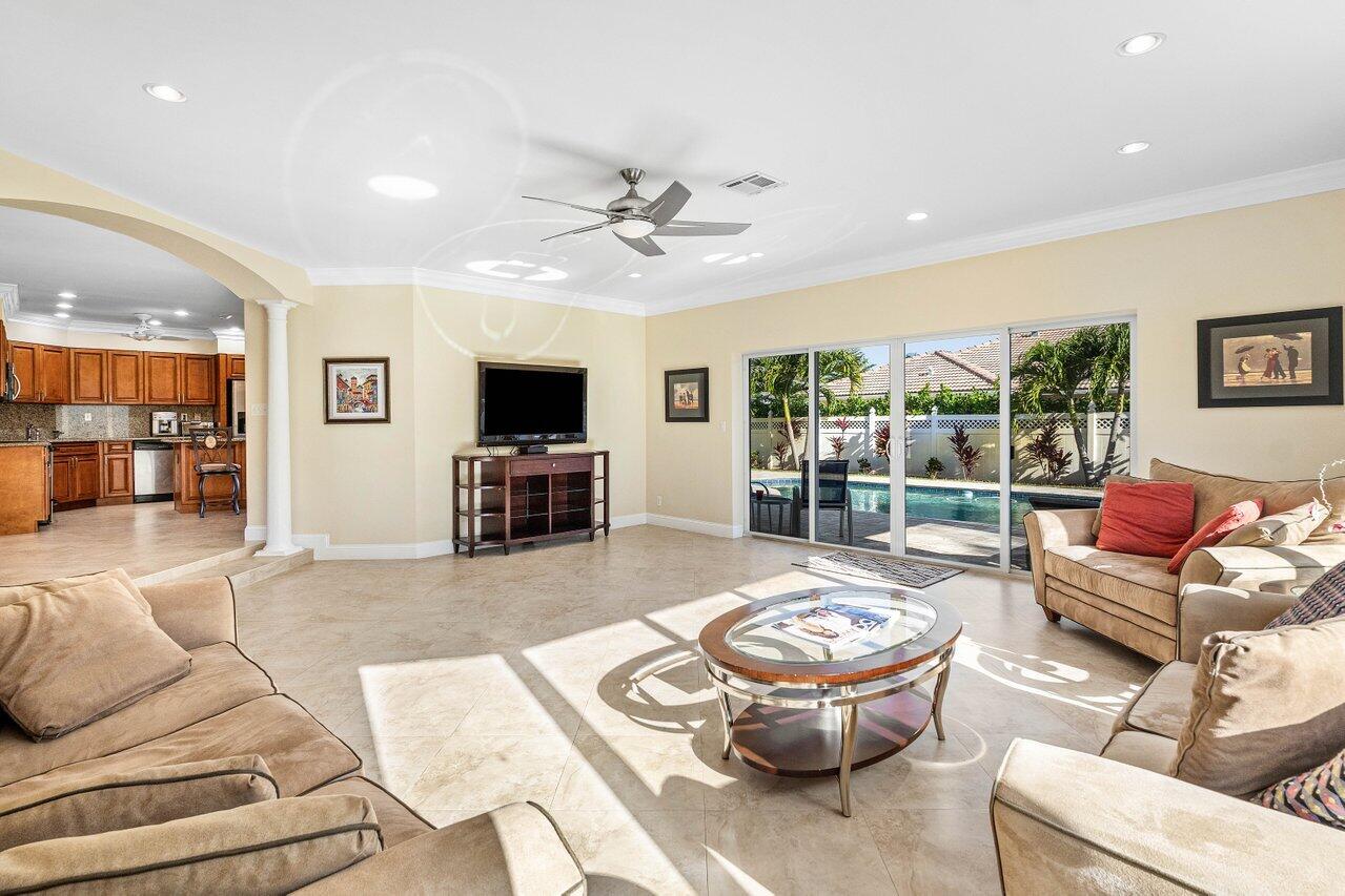 899 S Granada Drive