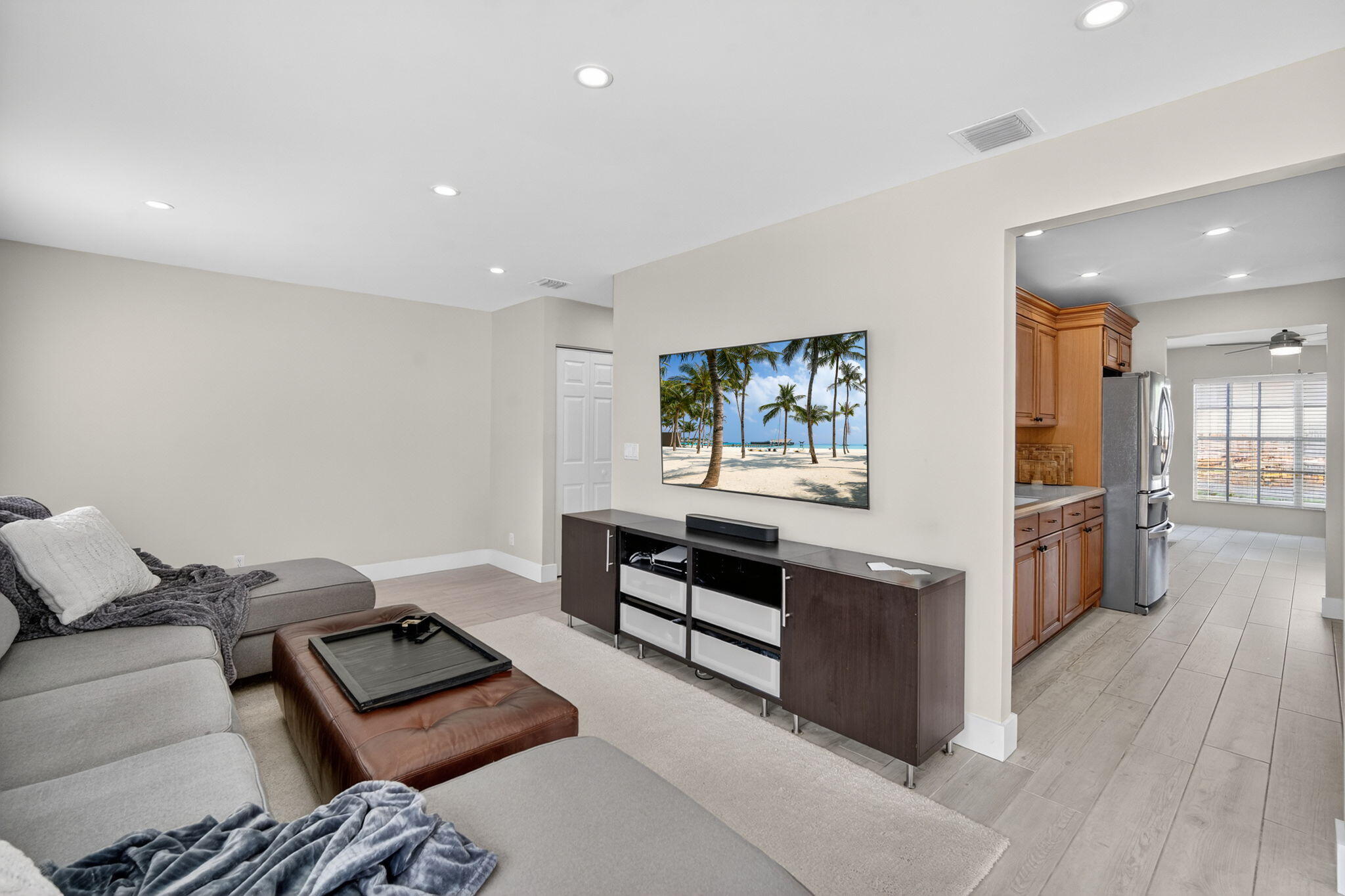 10210 Breezeway Place