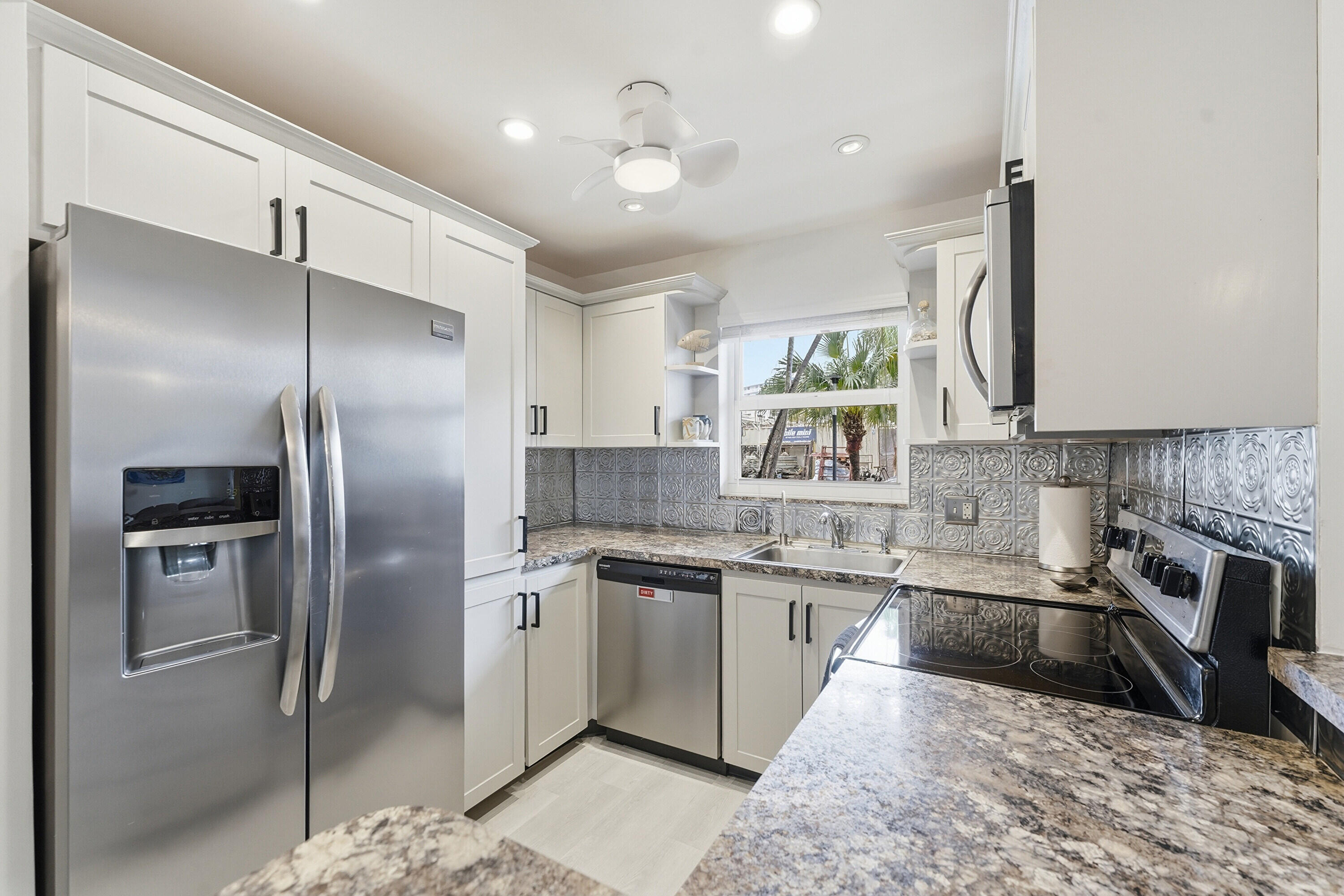 2860 NE 14th Street Causeway Unit 107