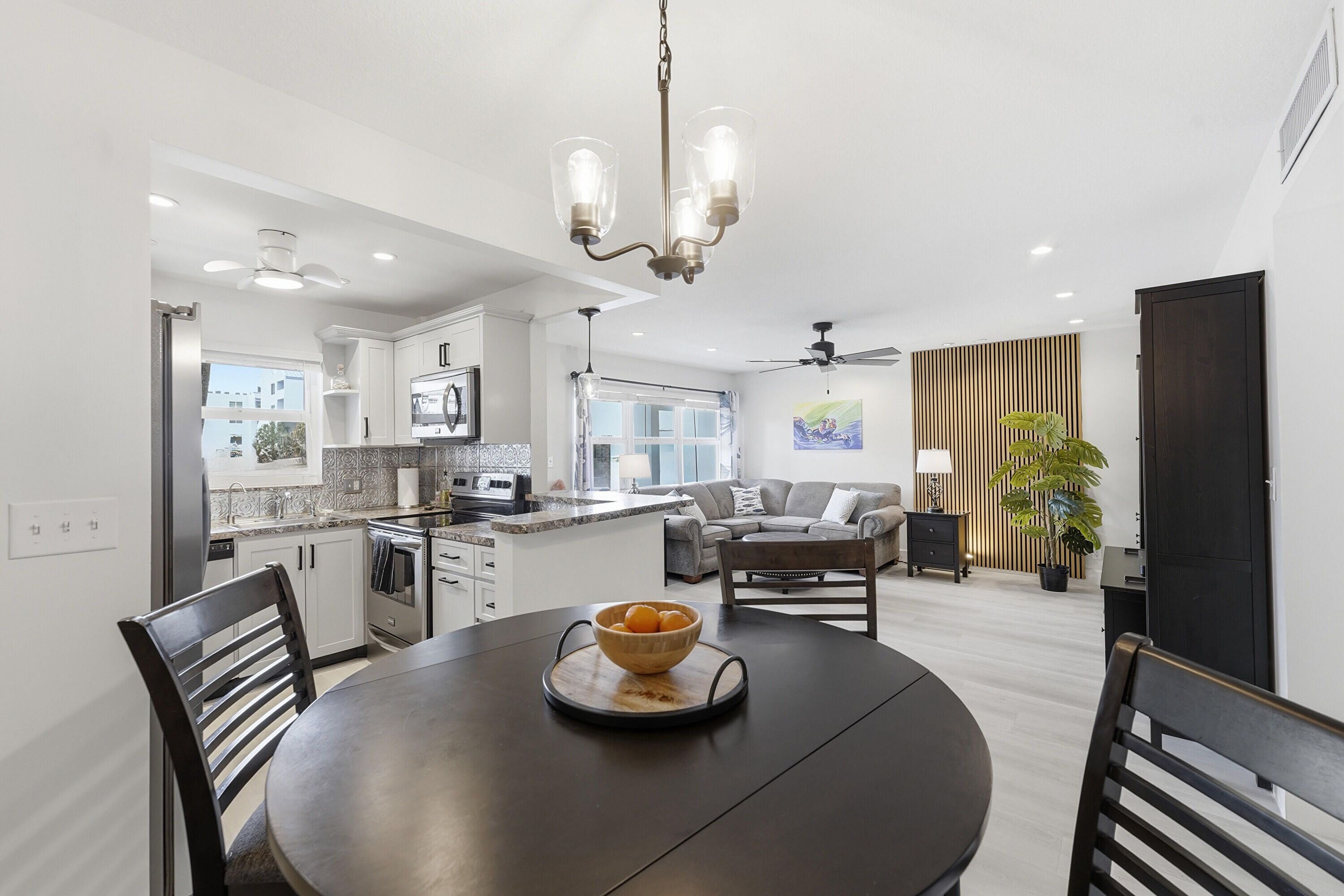 2860 NE 14th Street Causeway Unit 107