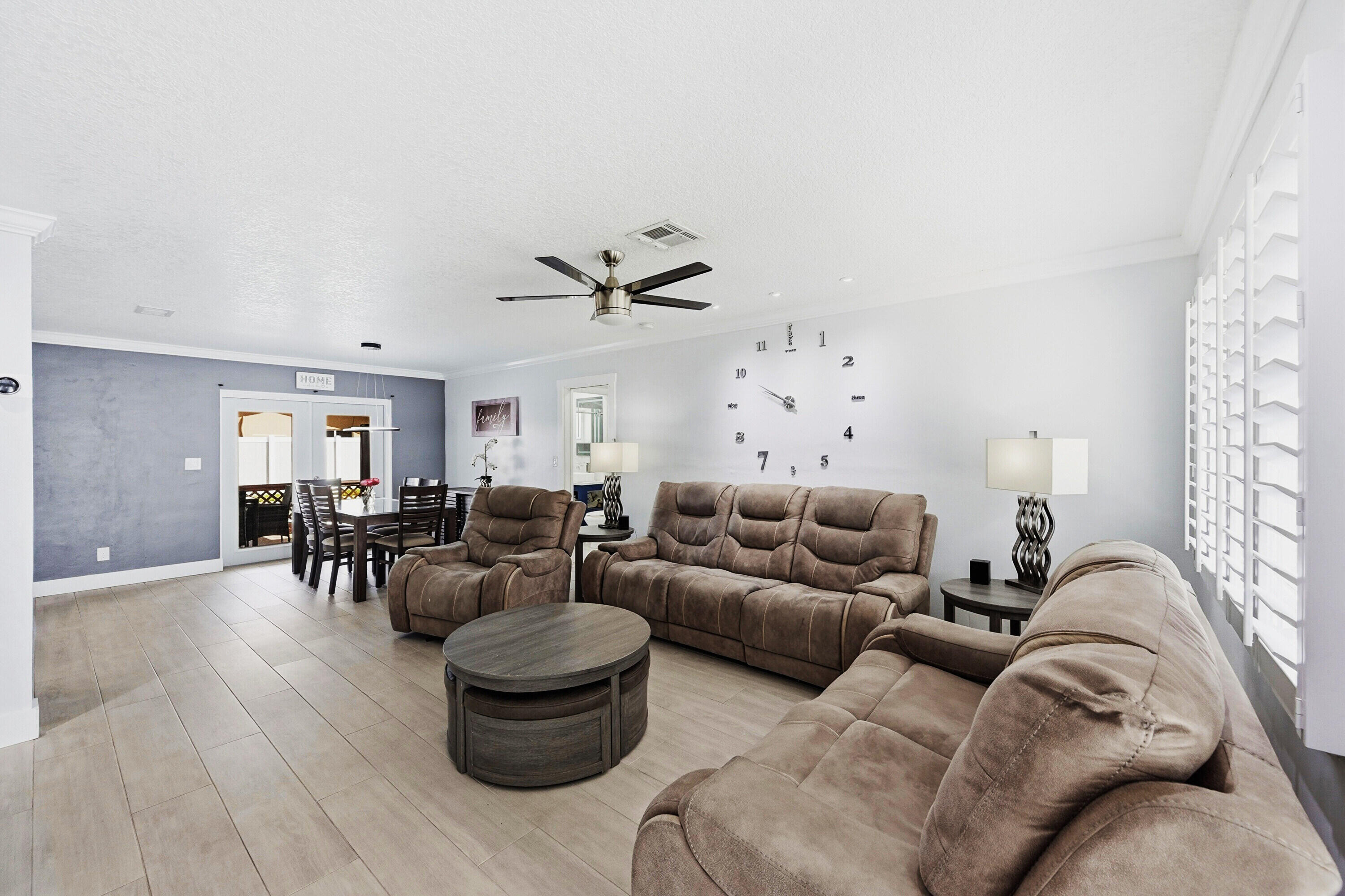 4001 NW 4th Court