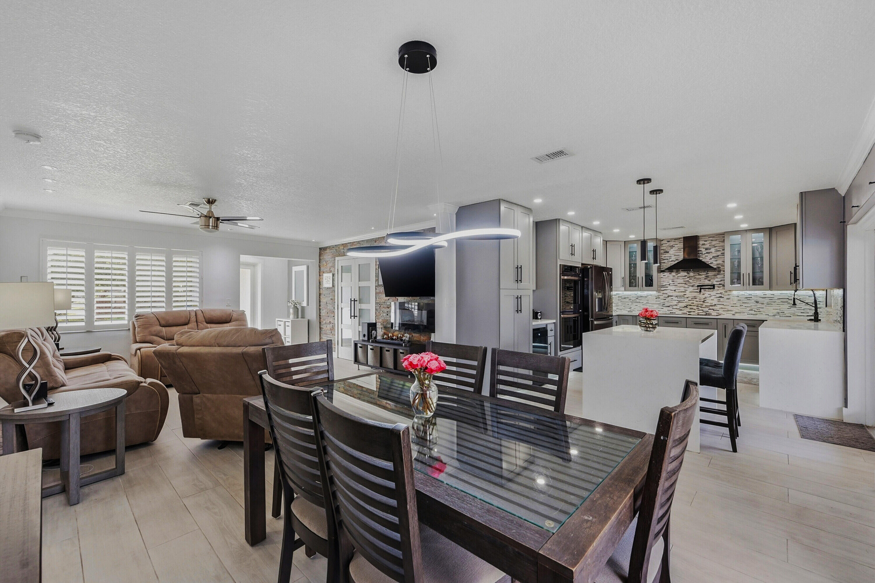 4001 NW 4th Court