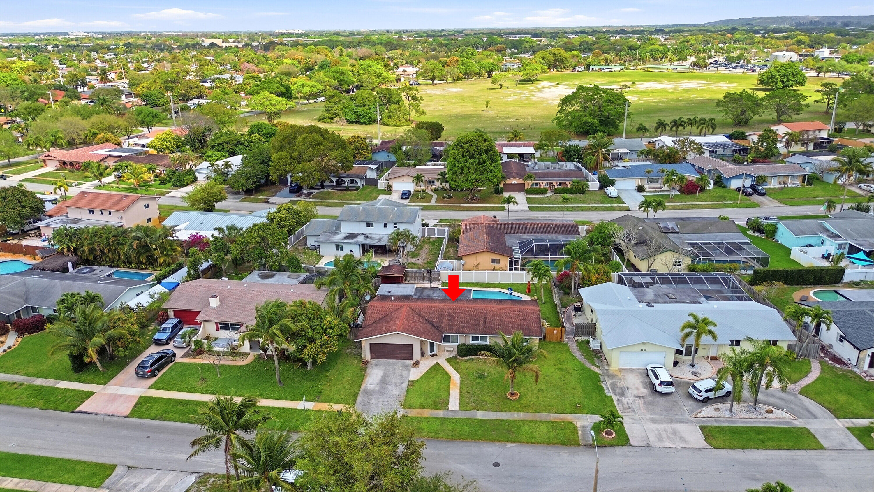 4001 NW 4th Court