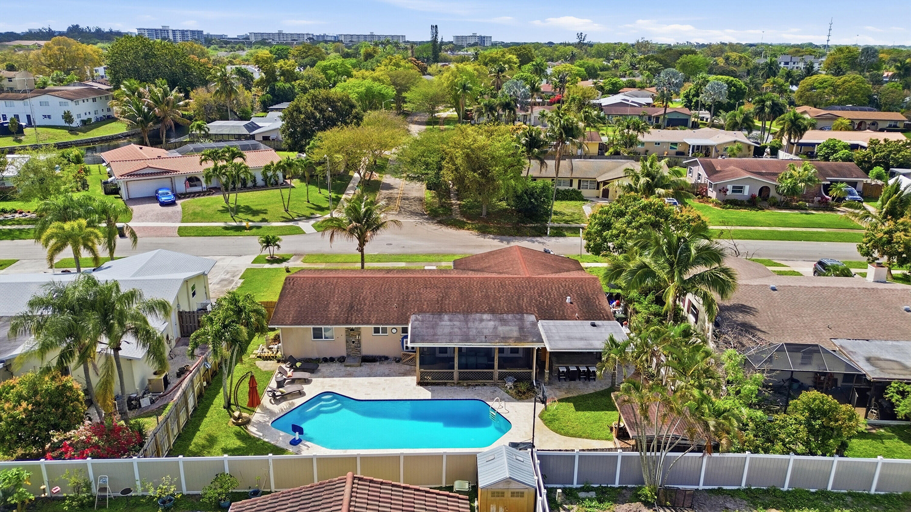 4001 NW 4th Court
