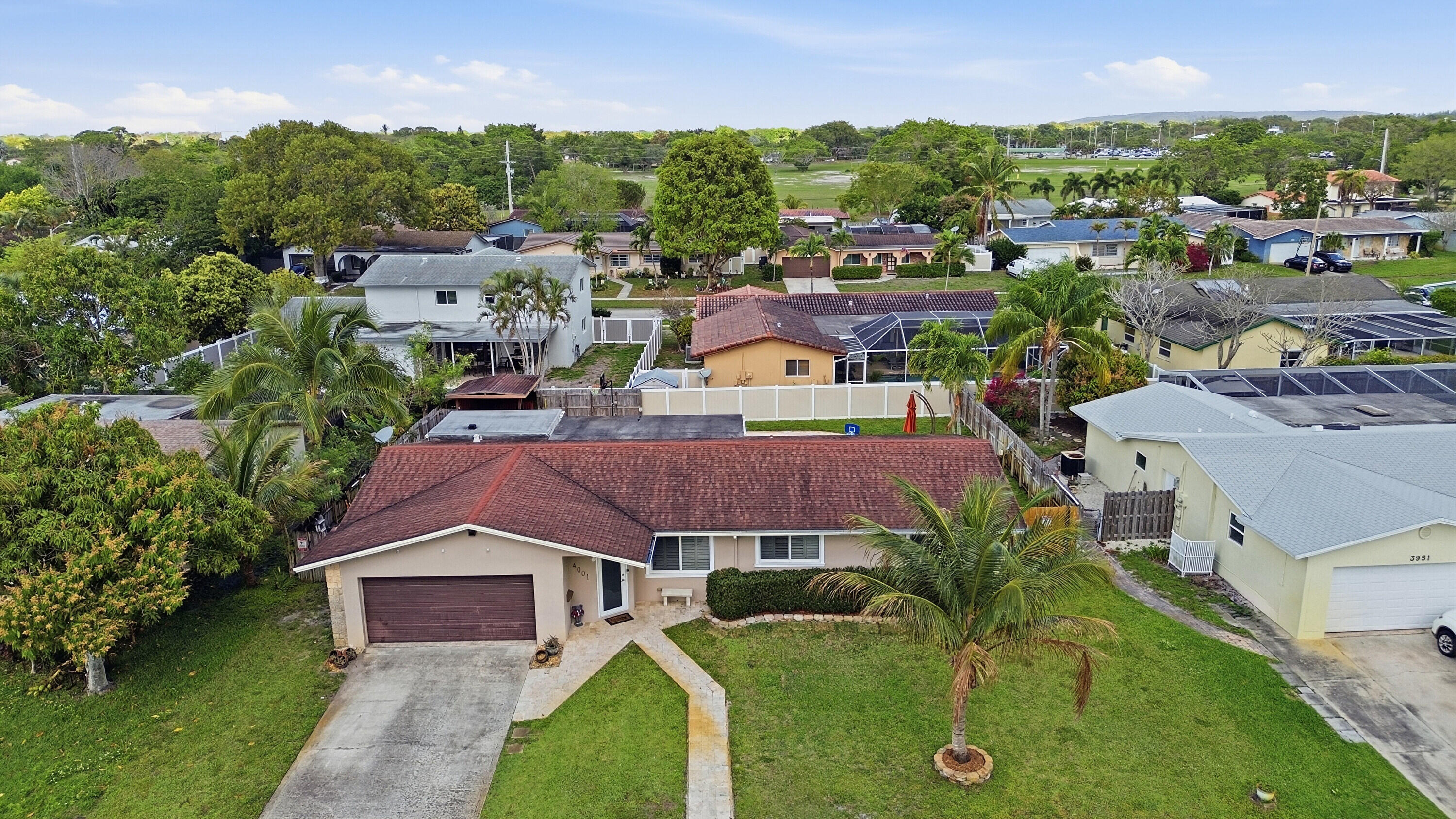 4001 NW 4th Court