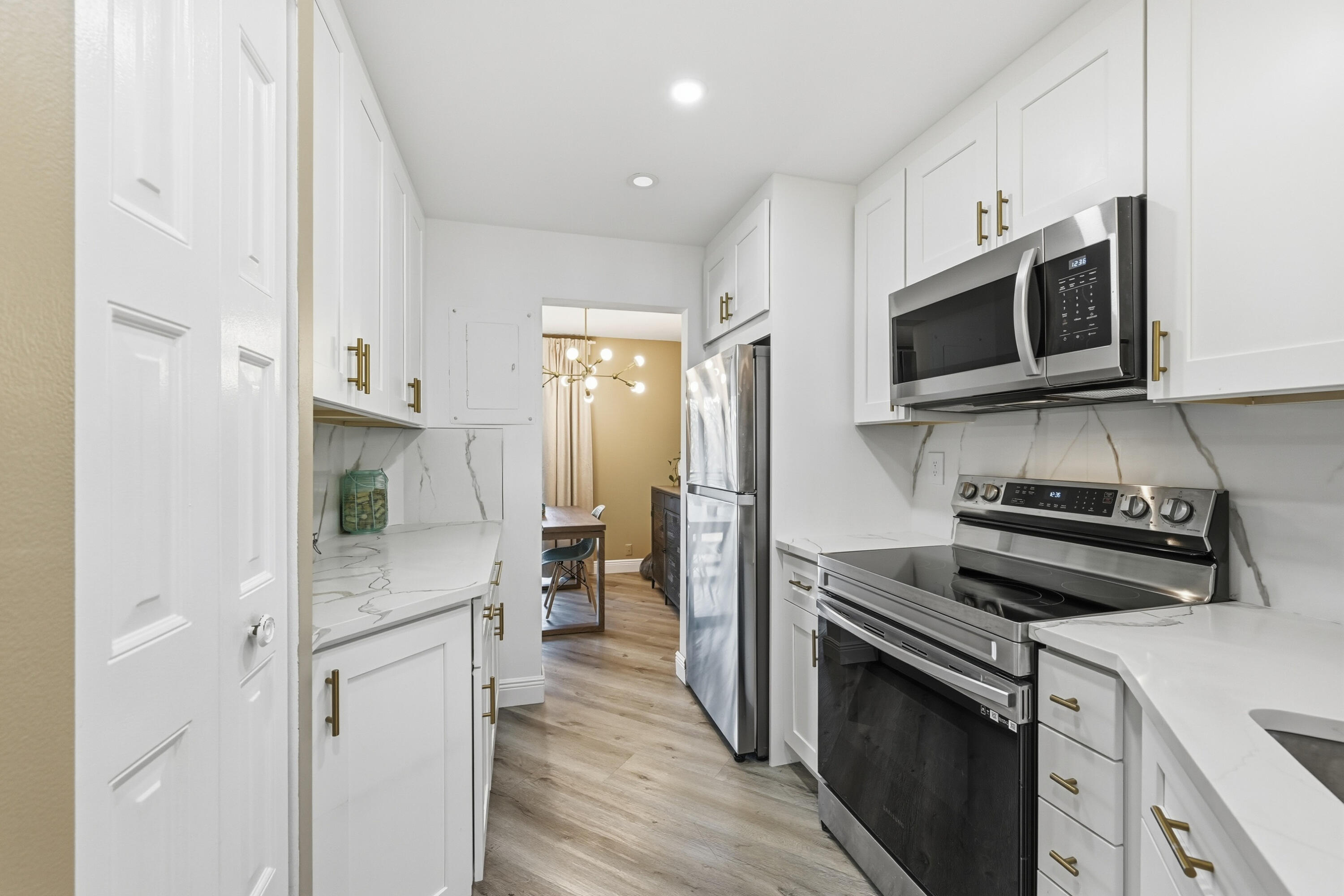 6755 W Broward Boulevard 304