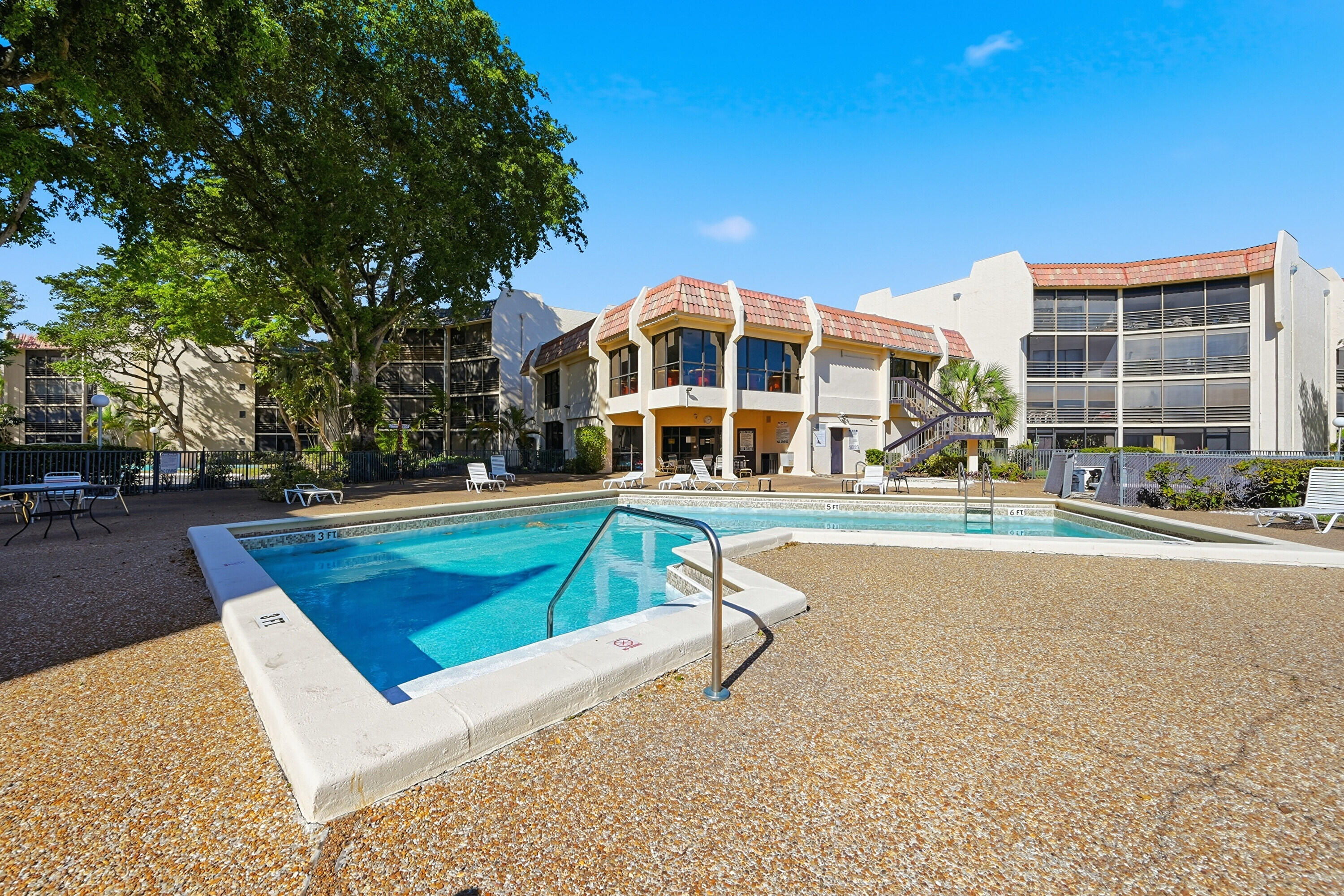6755 W Broward Boulevard 304