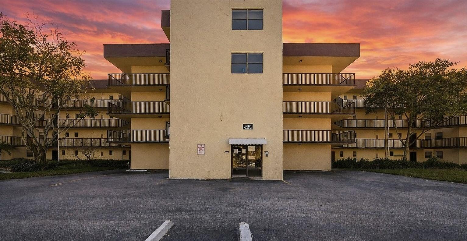 6755 W Broward Boulevard 304