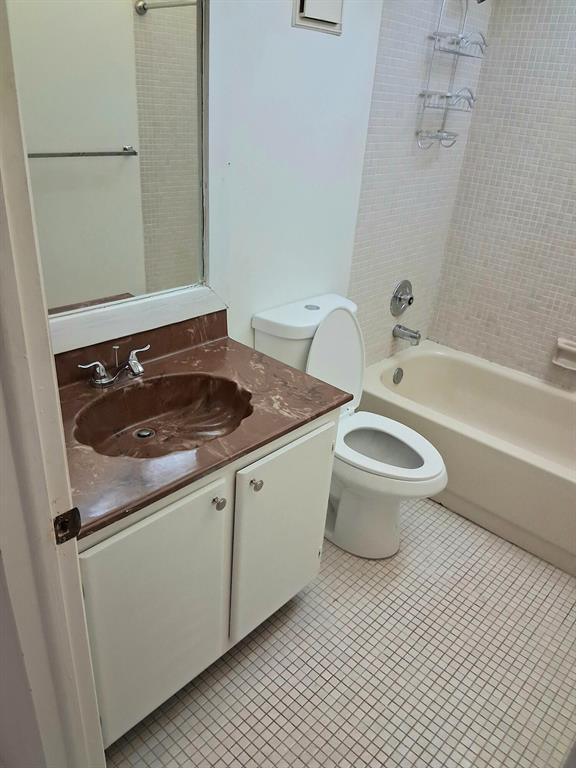 3301 NW 47th Terrace Unit 403