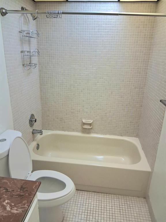 3301 NW 47th Terrace Unit 403