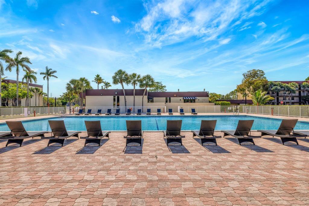3301 NW 47th Terrace Unit 403