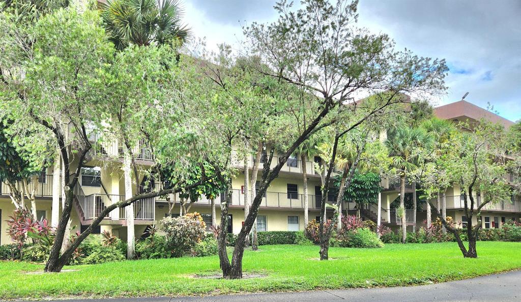 3301 NW 47th Terrace Unit 403