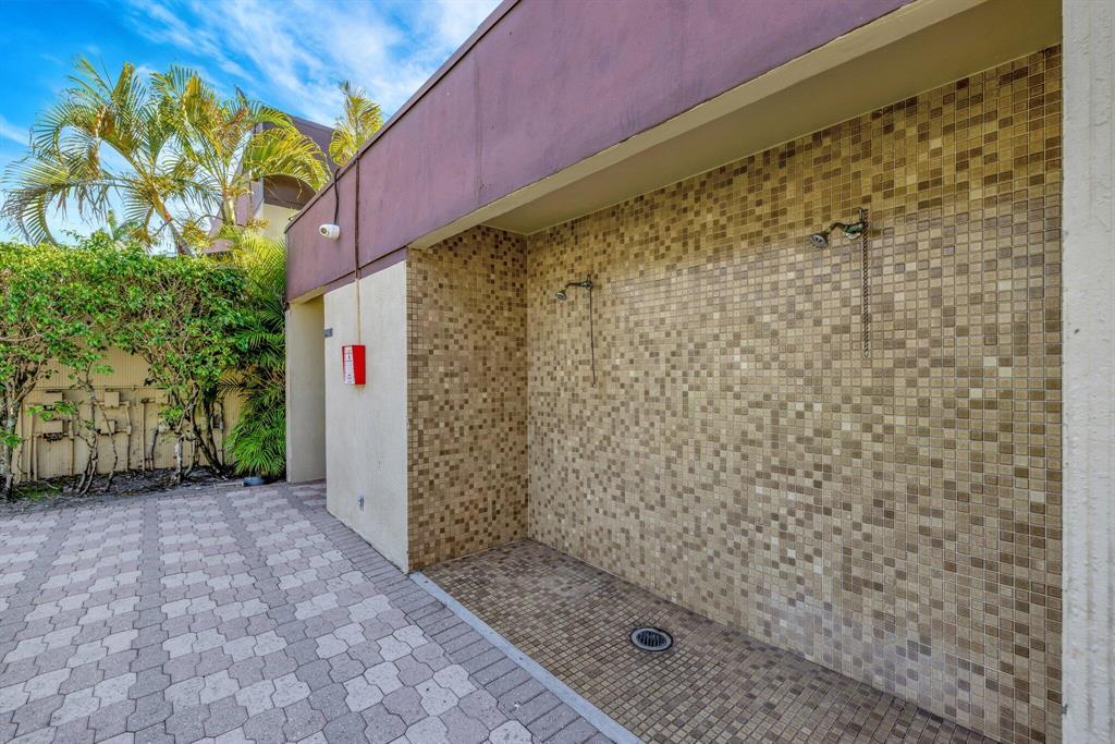 3301 NW 47th Terrace Unit 403
