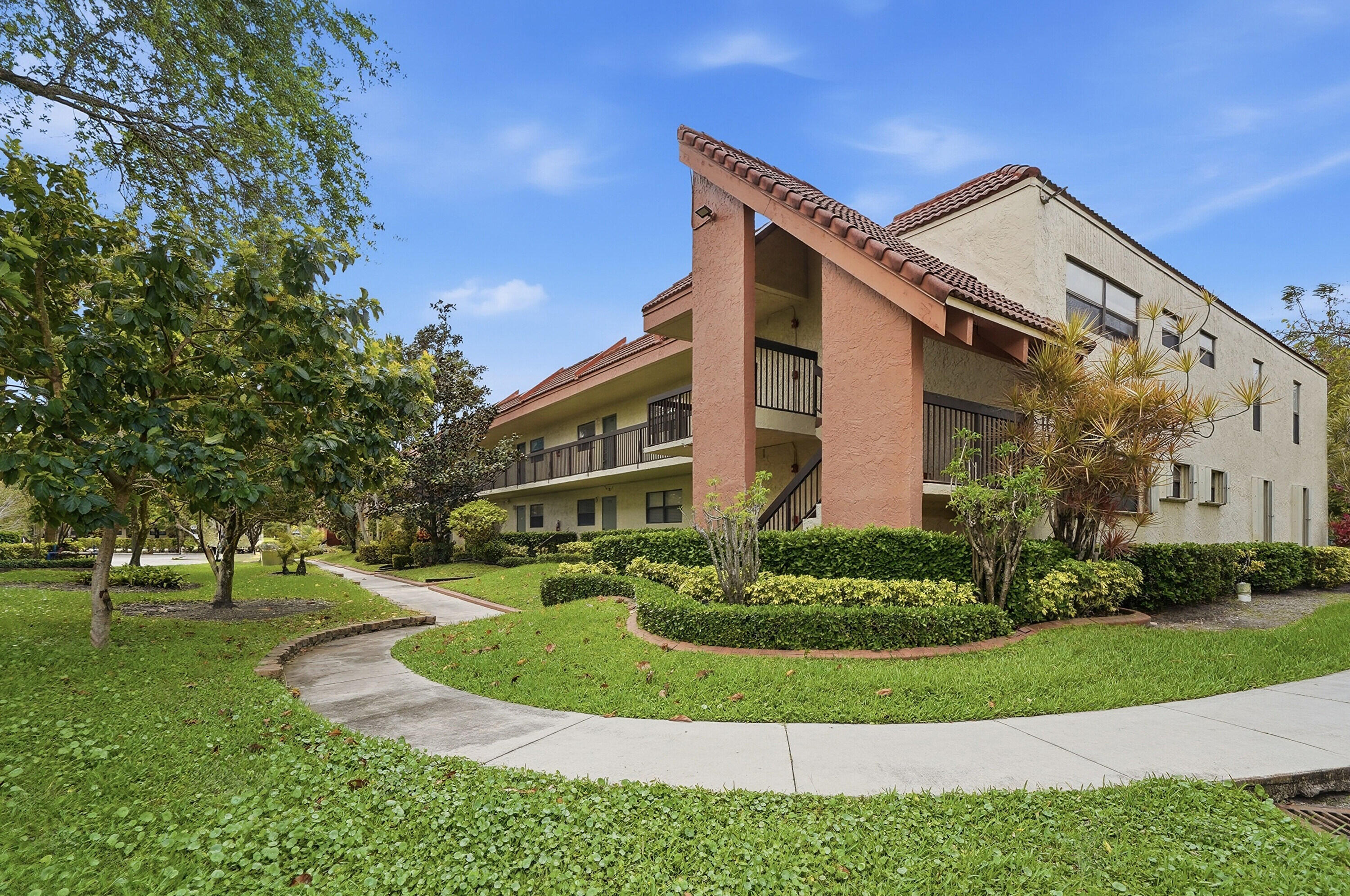 1774 Hammock Boulevard 118