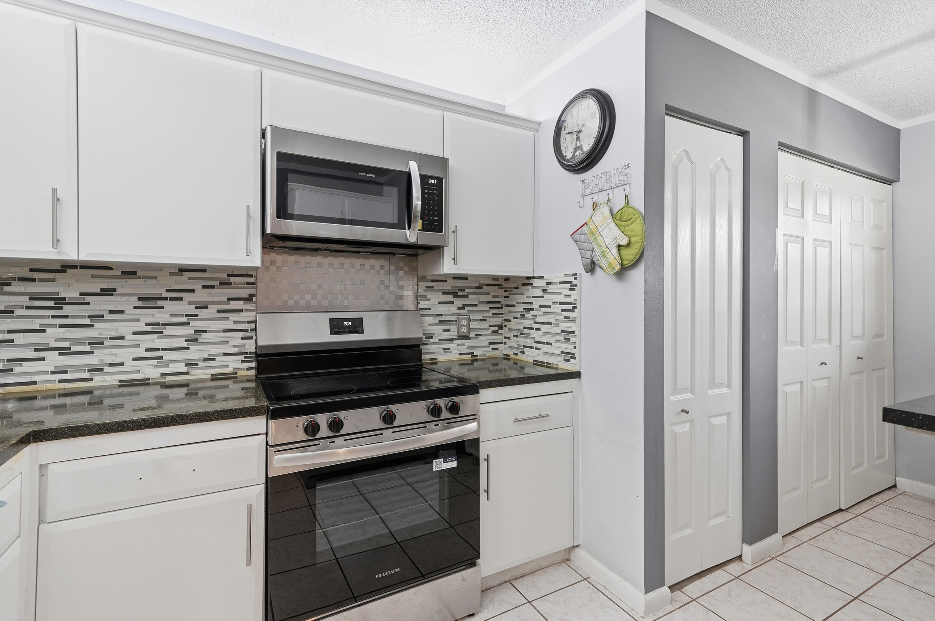 1774 Hammock Boulevard 118