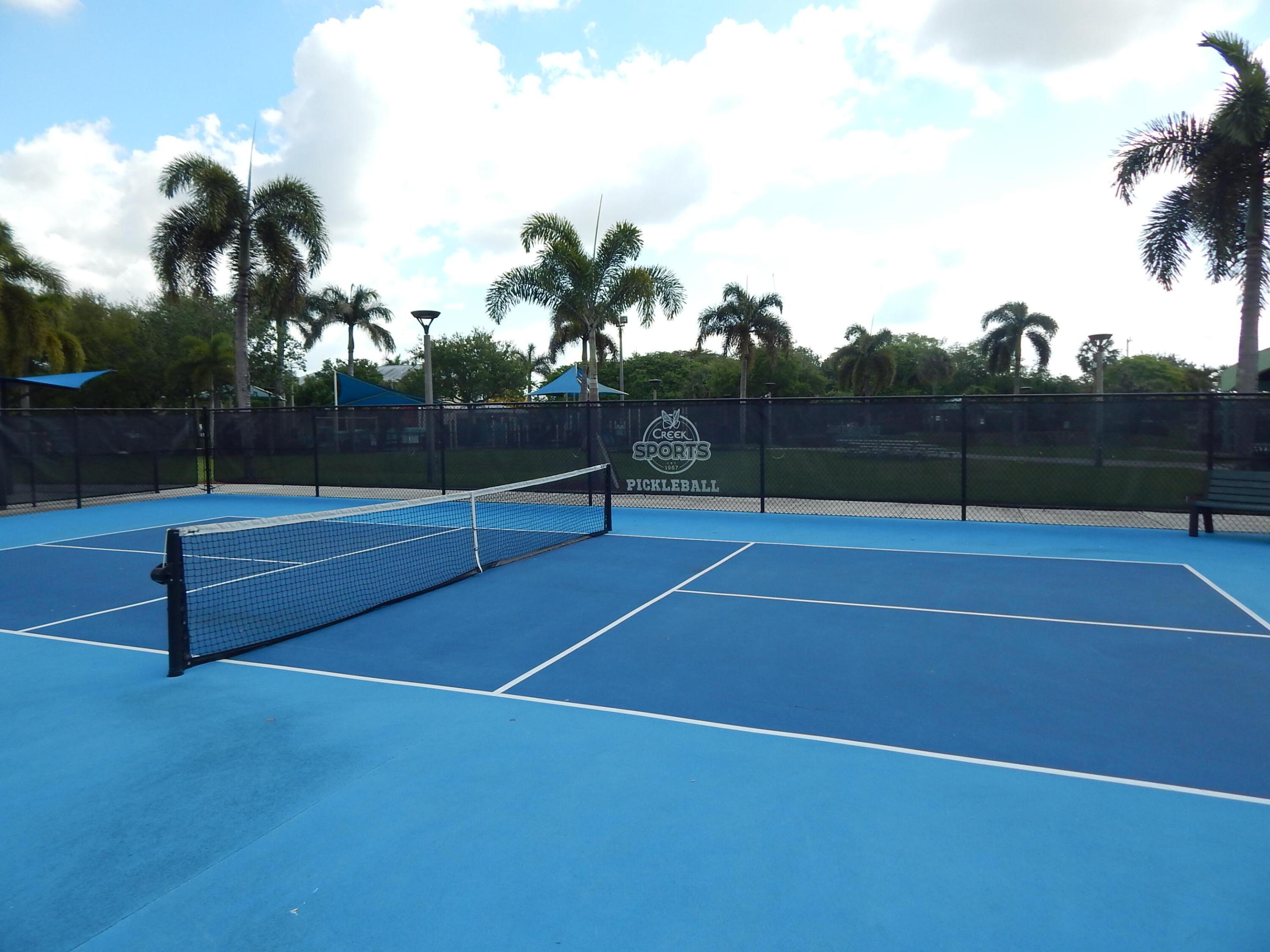 1774 Hammock Boulevard 118