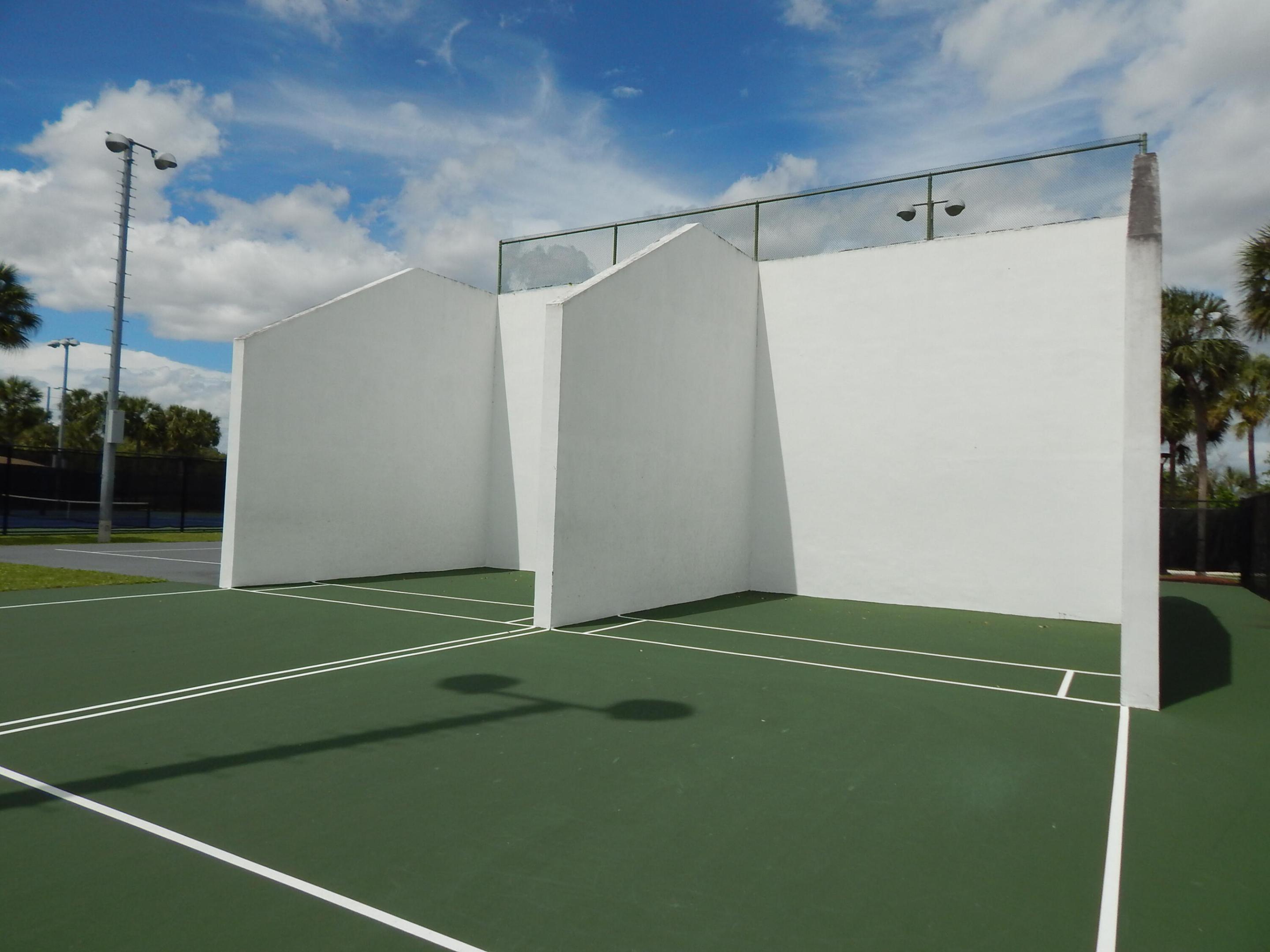 1774 Hammock Boulevard 118