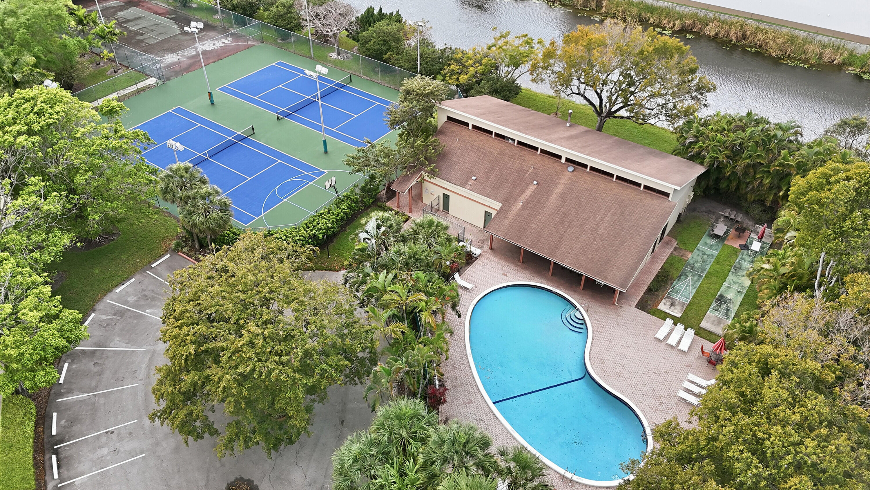 1774 Hammock Boulevard 118