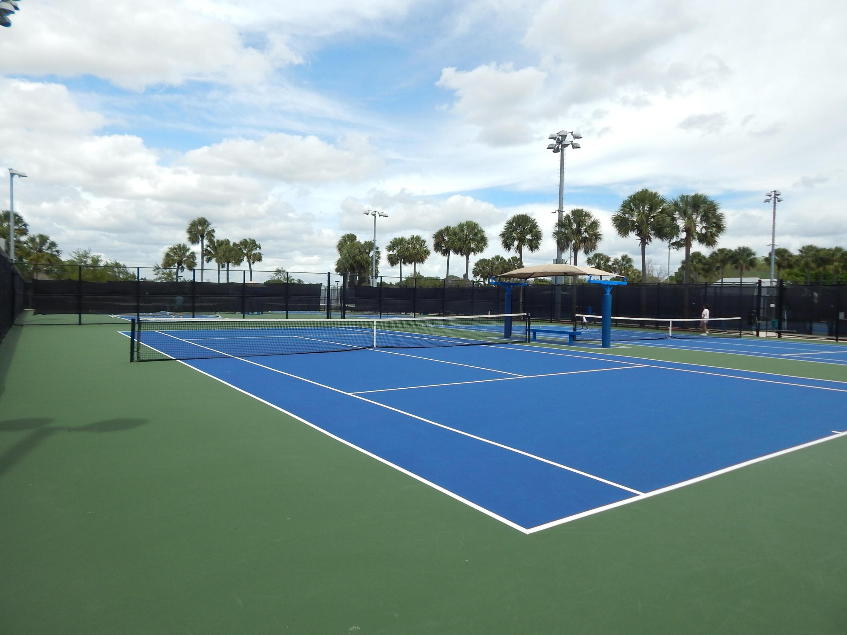 1774 Hammock Boulevard 118