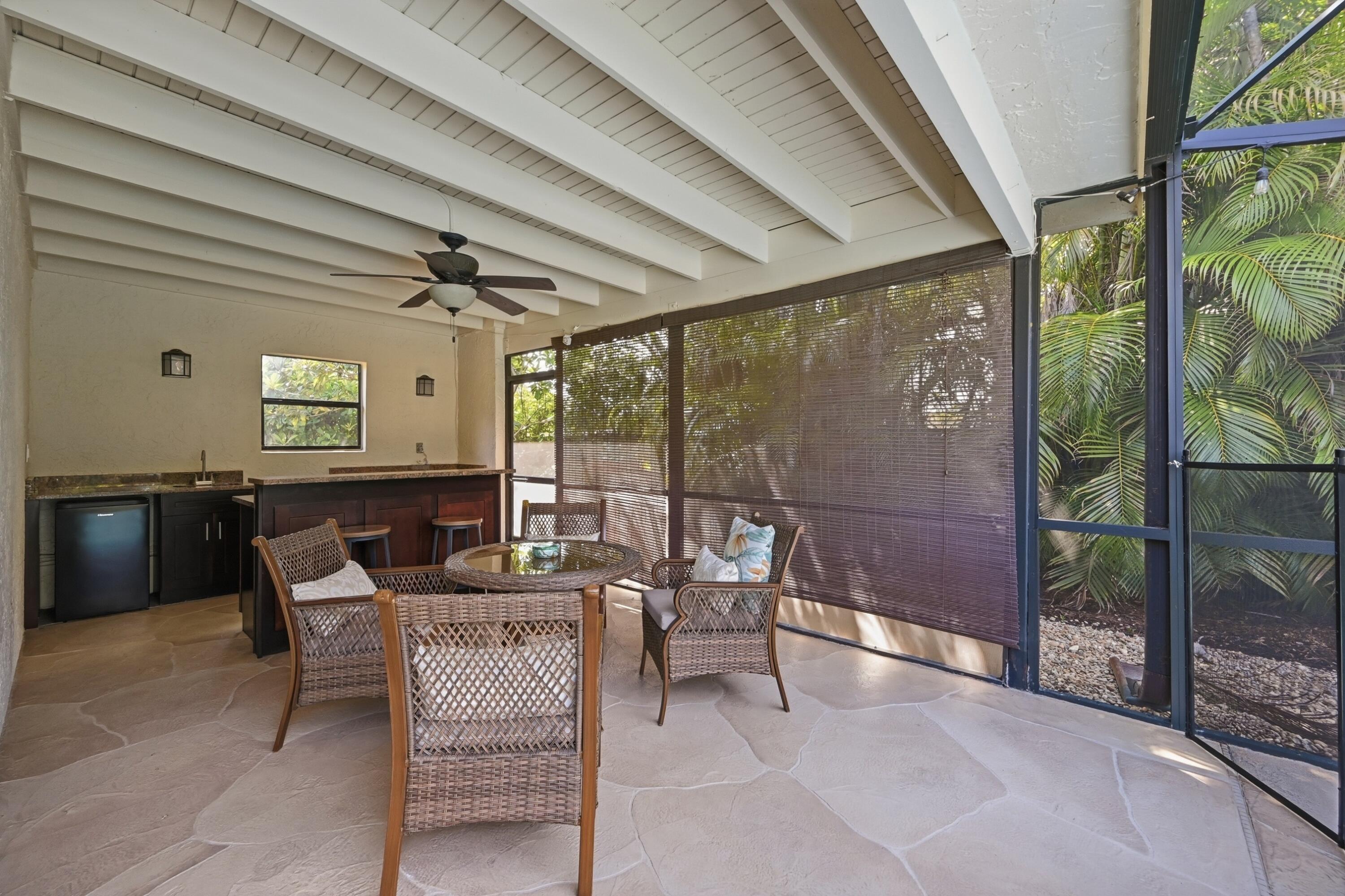 9127 NW 51st Place
