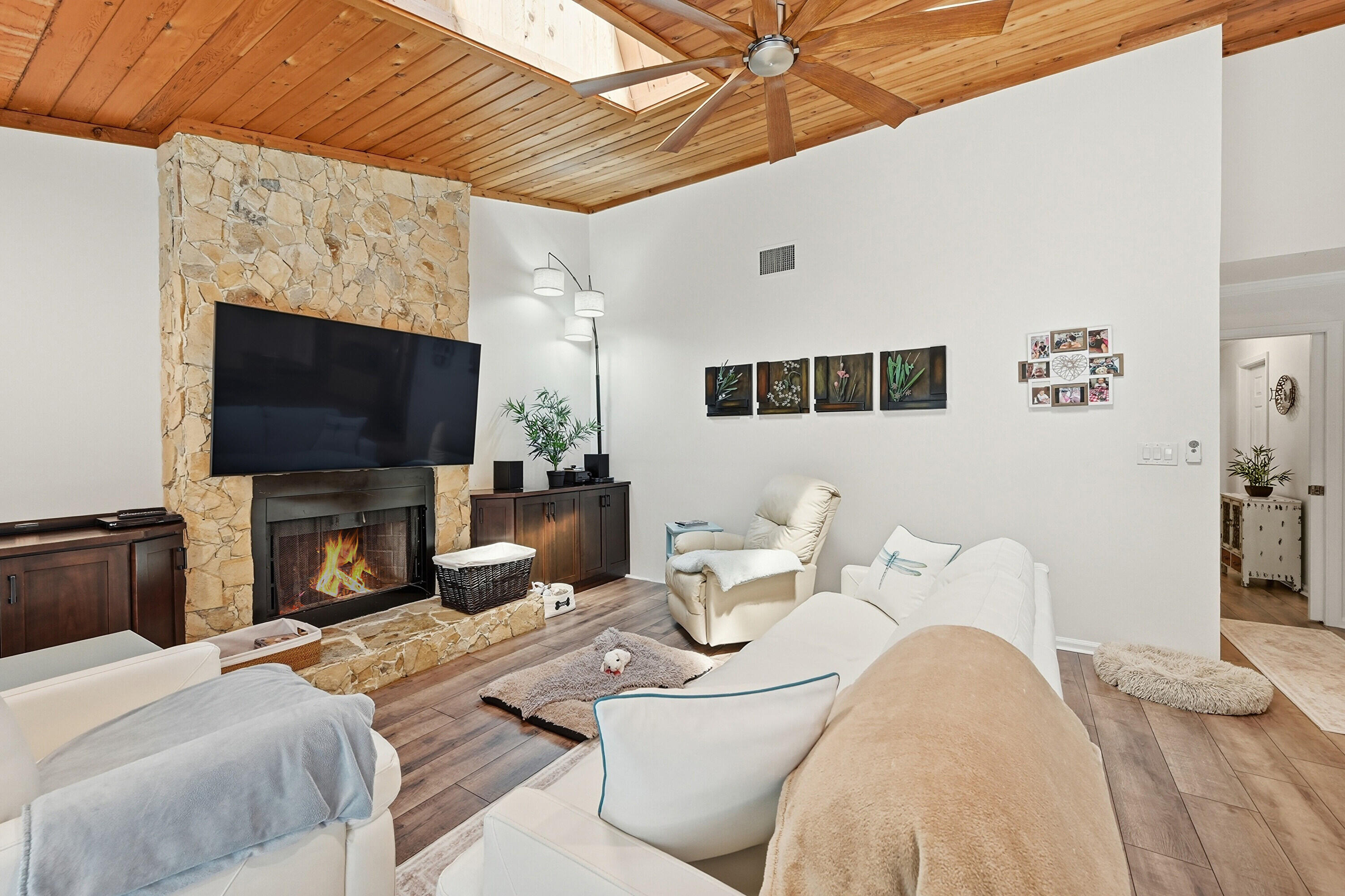 9127 NW 51st Place