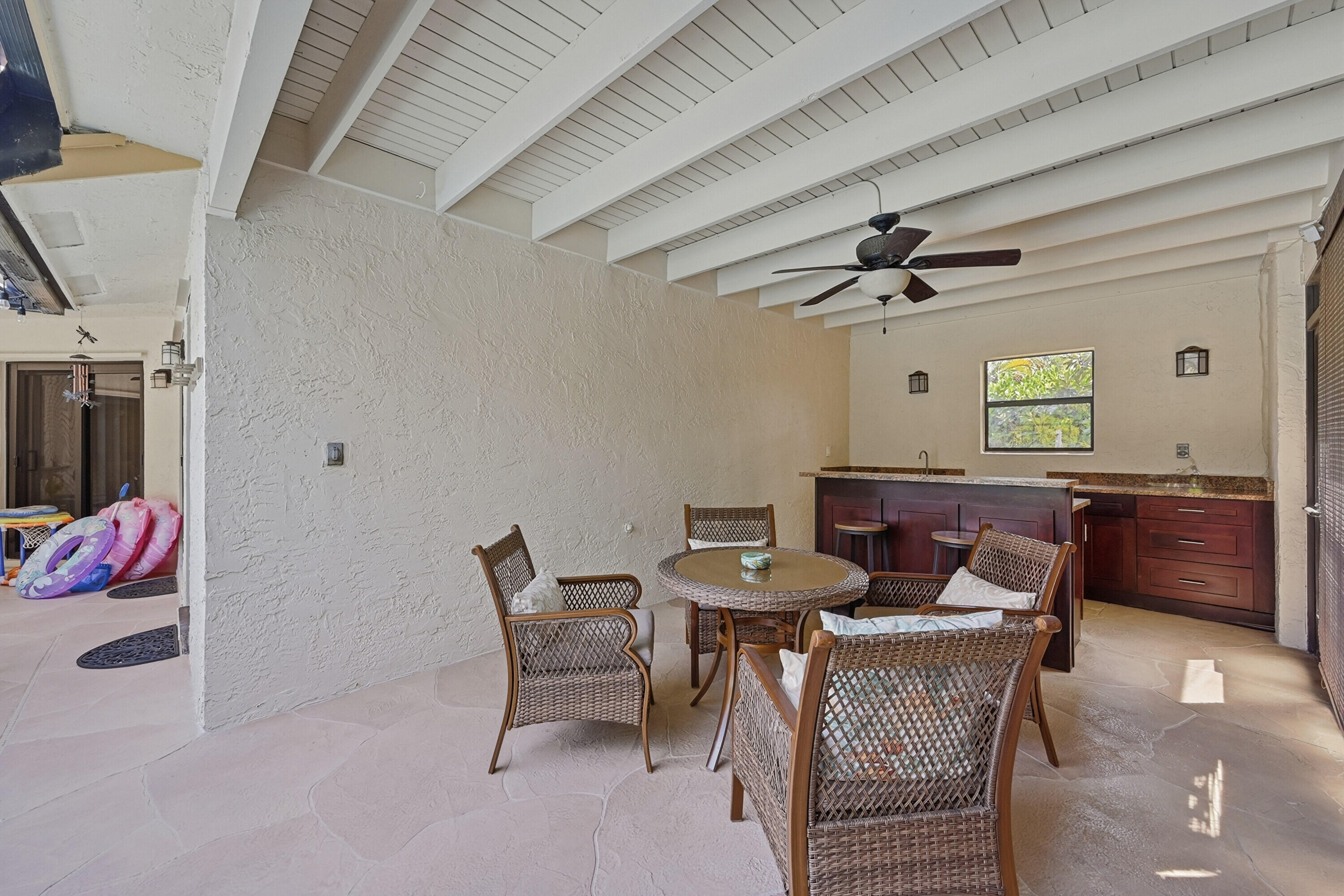 9127 NW 51st Place