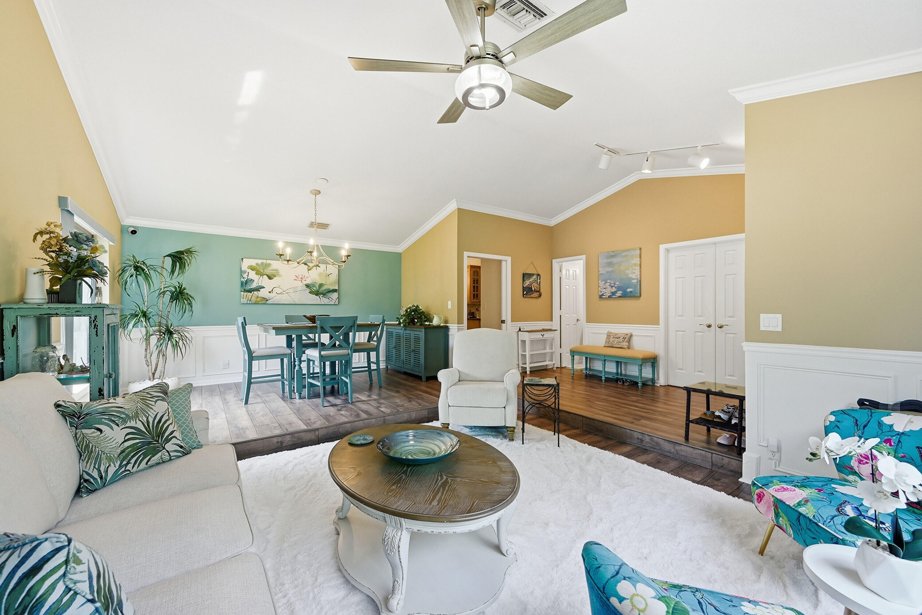 9127 NW 51st Place
