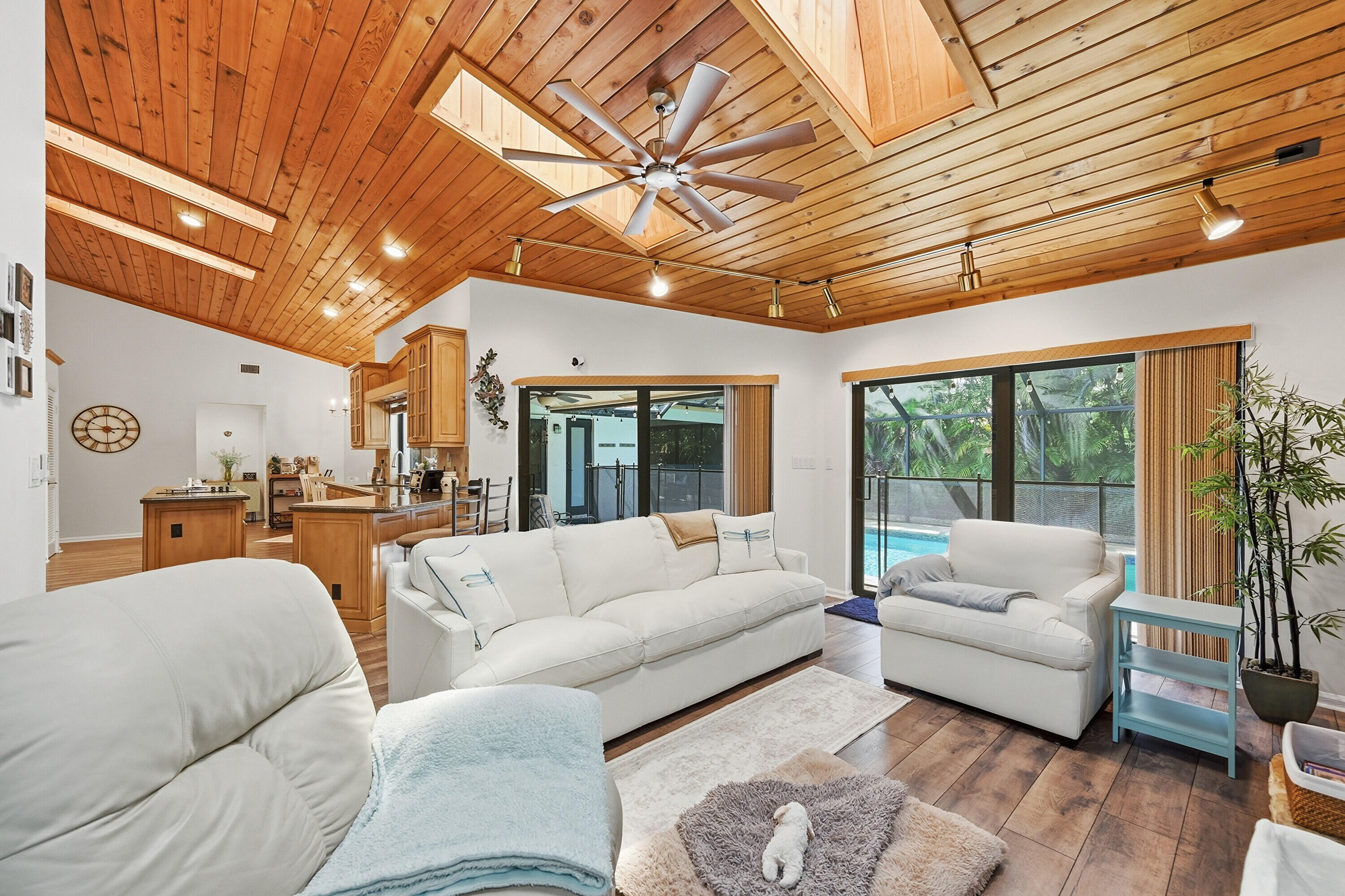 9127 NW 51st Place