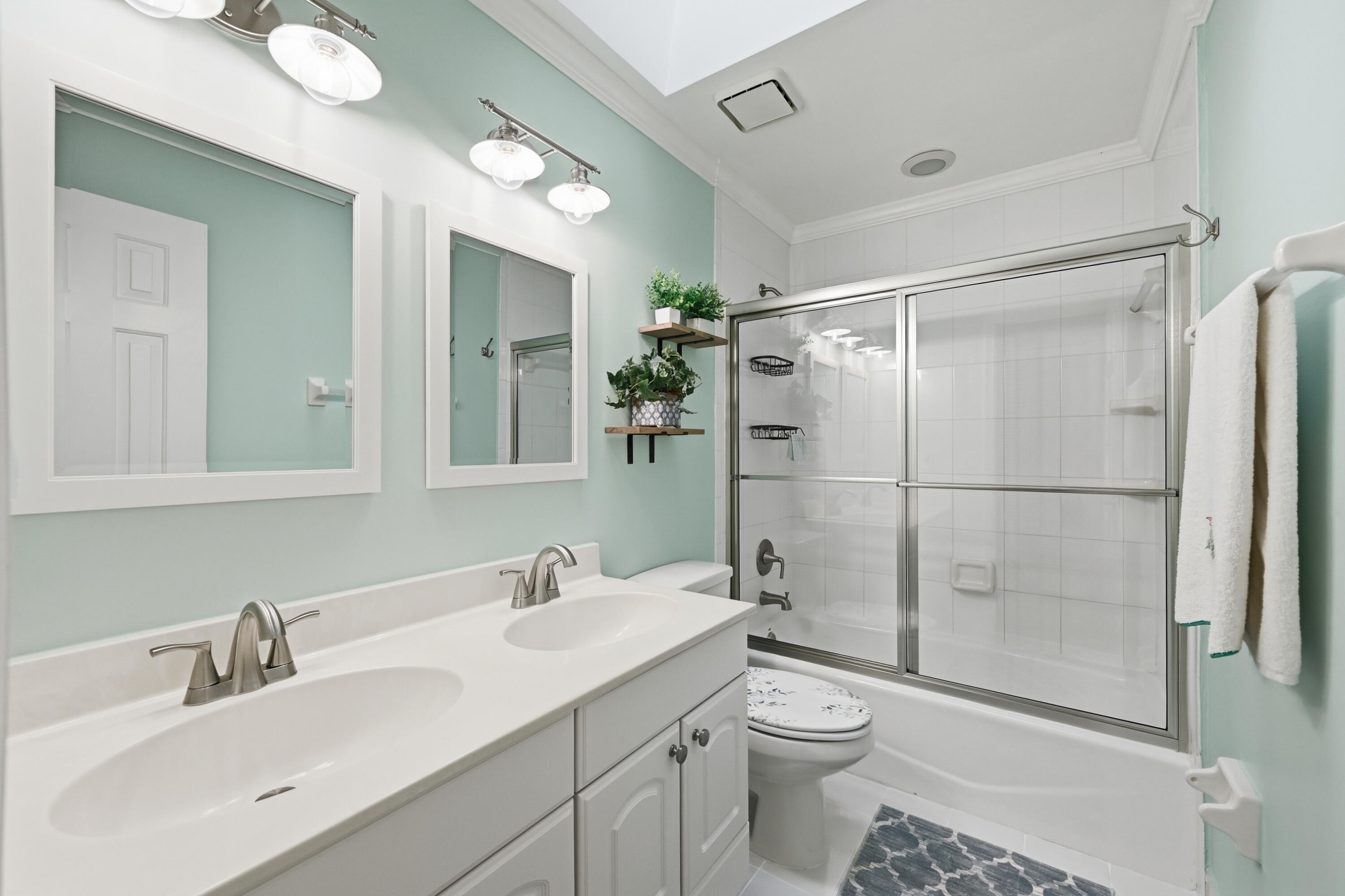 9127 NW 51st Place
