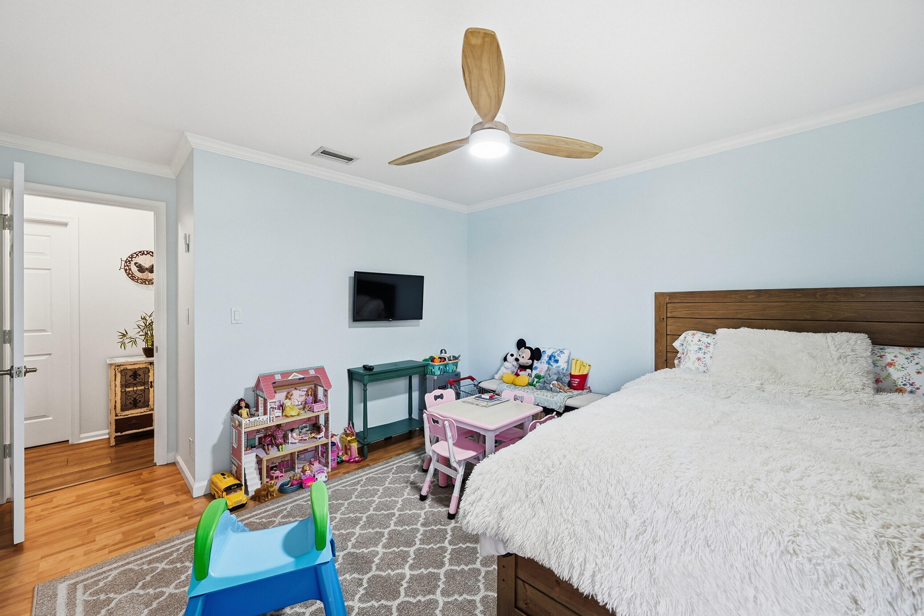 9127 NW 51st Place