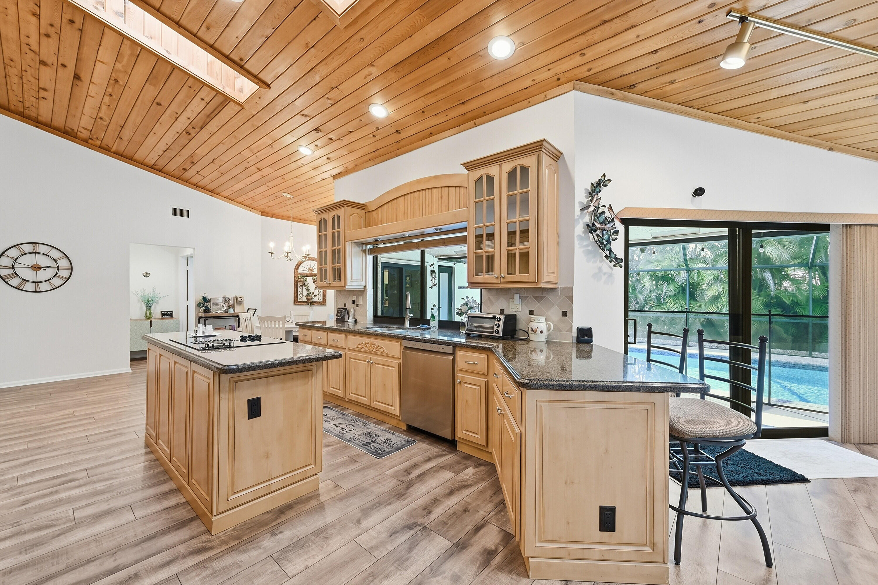 9127 NW 51st Place